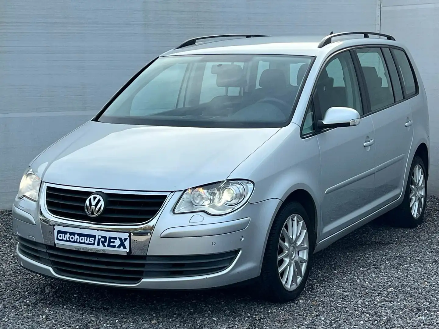 Volkswagen Touran Trendline Silber - 1