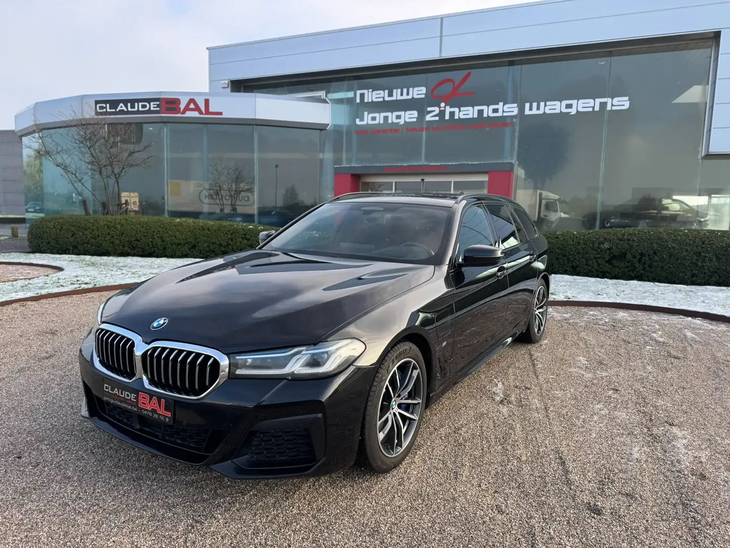 BMW 530 530e Touring M-Sport Comfortstoel Trekhaak Pano Zwart - 1