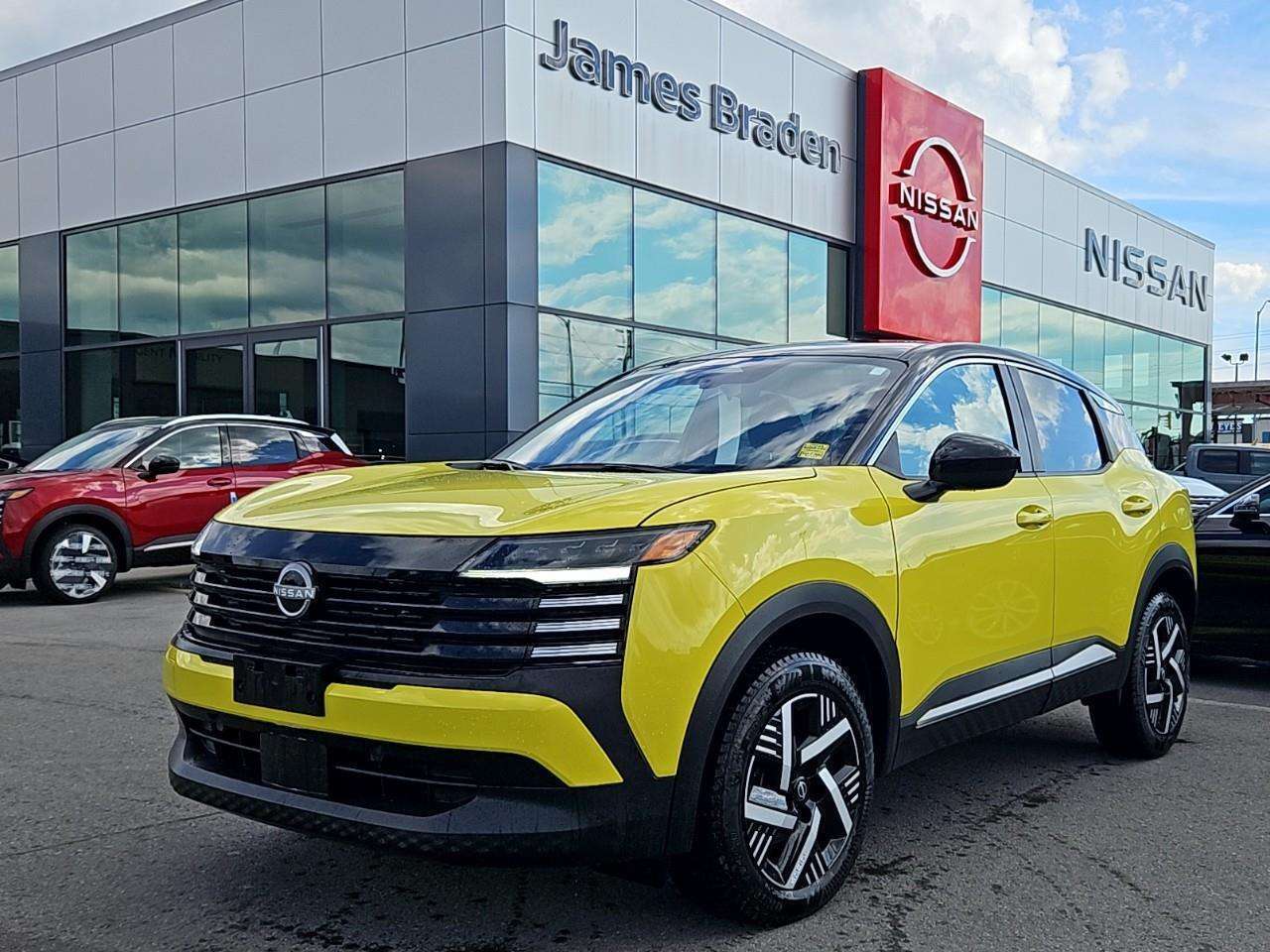 2025 Nissan Kicks Two Tone paint