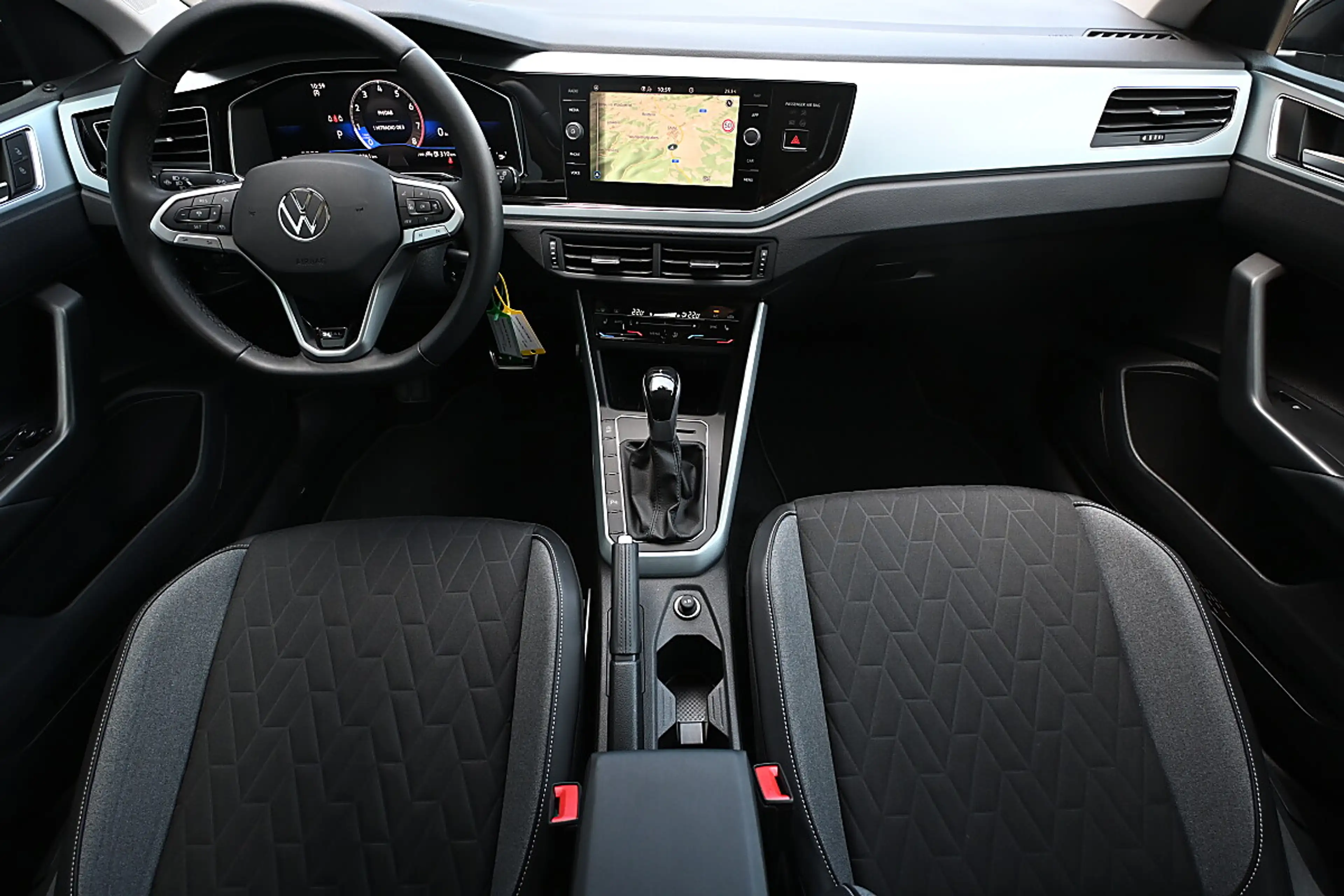 Volkswagen Polo 1,0 TSI DSG Life NP €32k ACC, AHK abnehmbar, LE... — photo 11