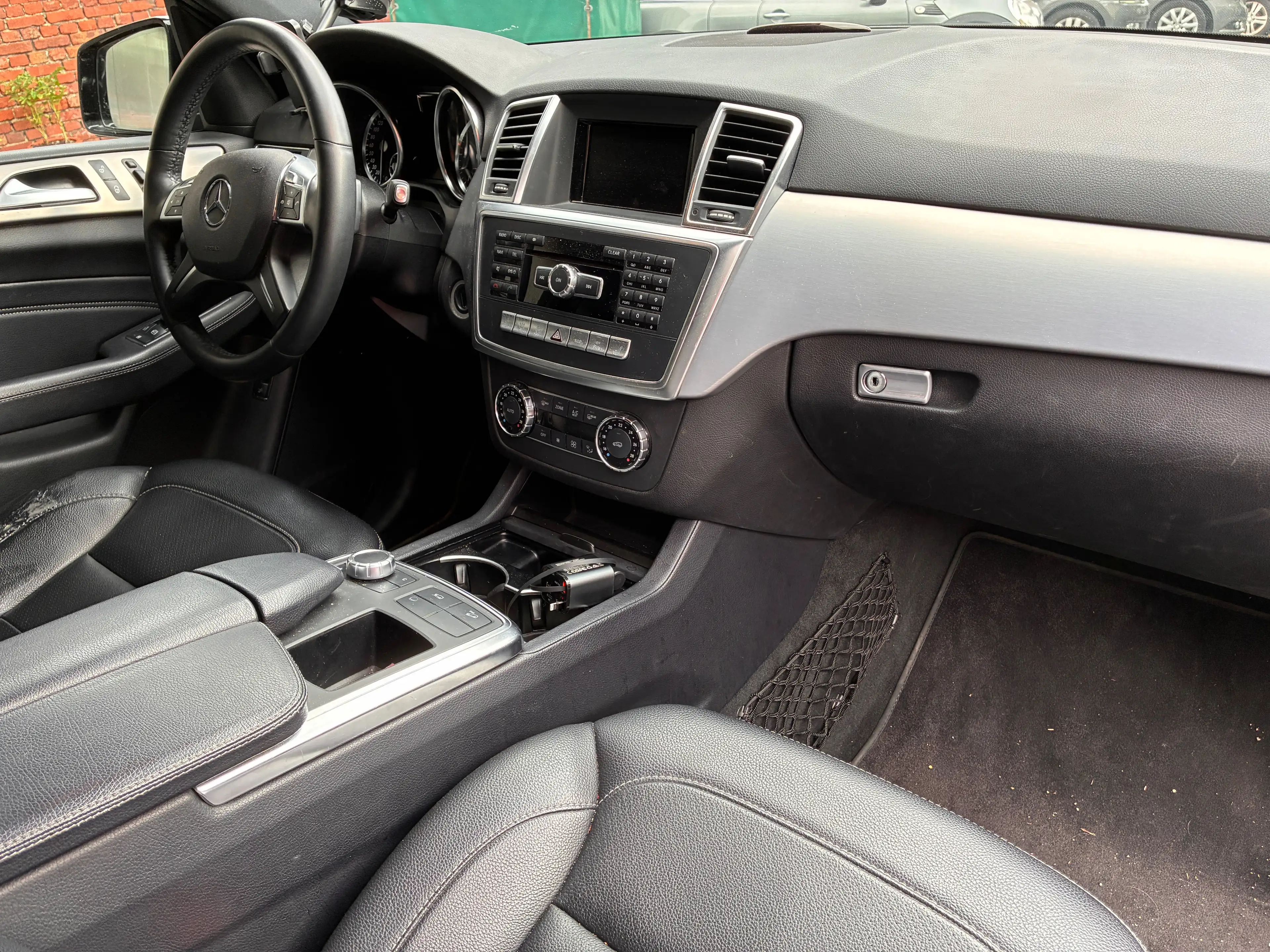 Mercedes-Benz ML 350 M-Klasse Diesel BlueTEC 4MATIC 7G-TRONIC — photo 4