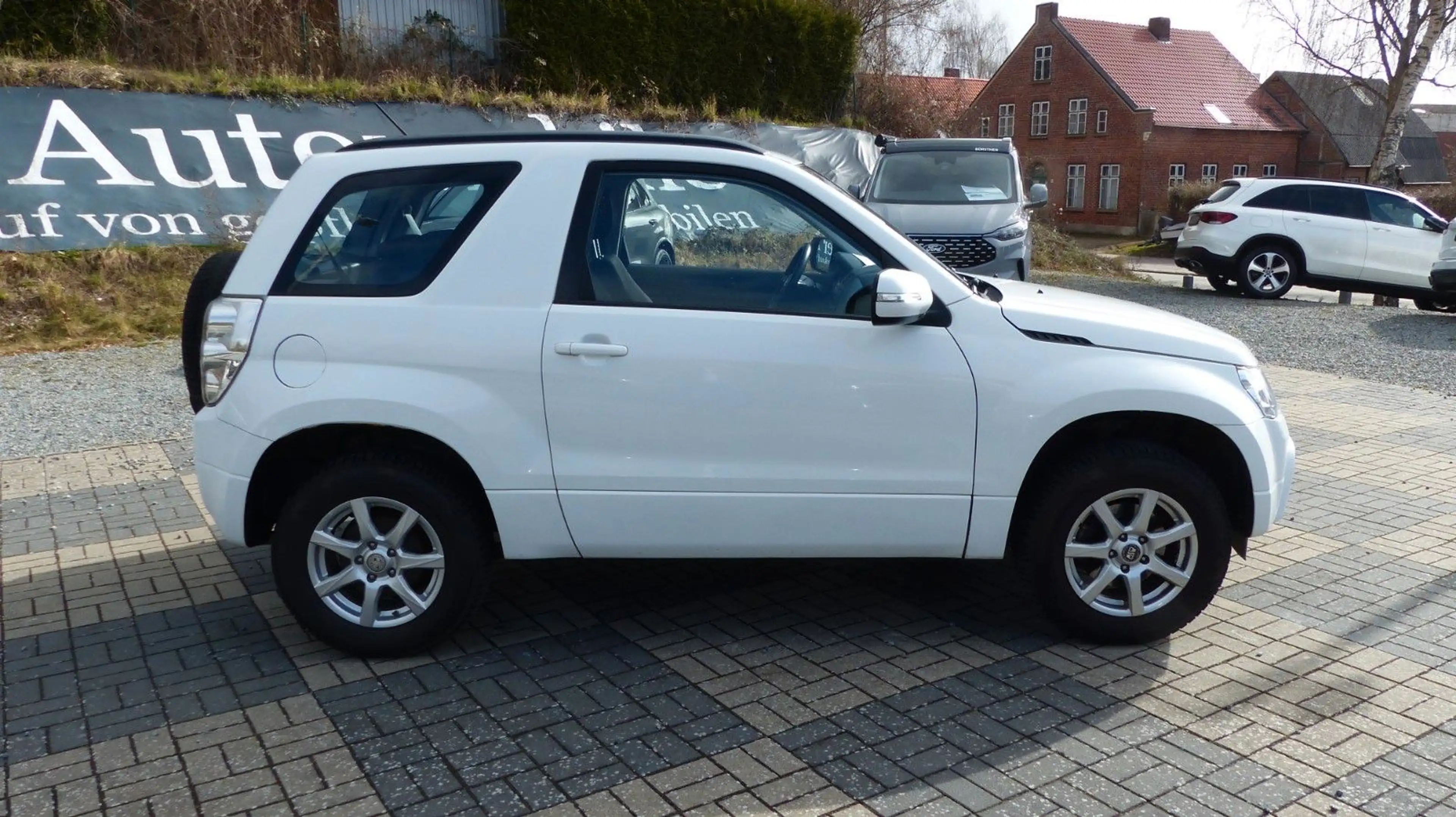 Suzuki Grand Vitara 1.6 Ltr. City — photo 6
