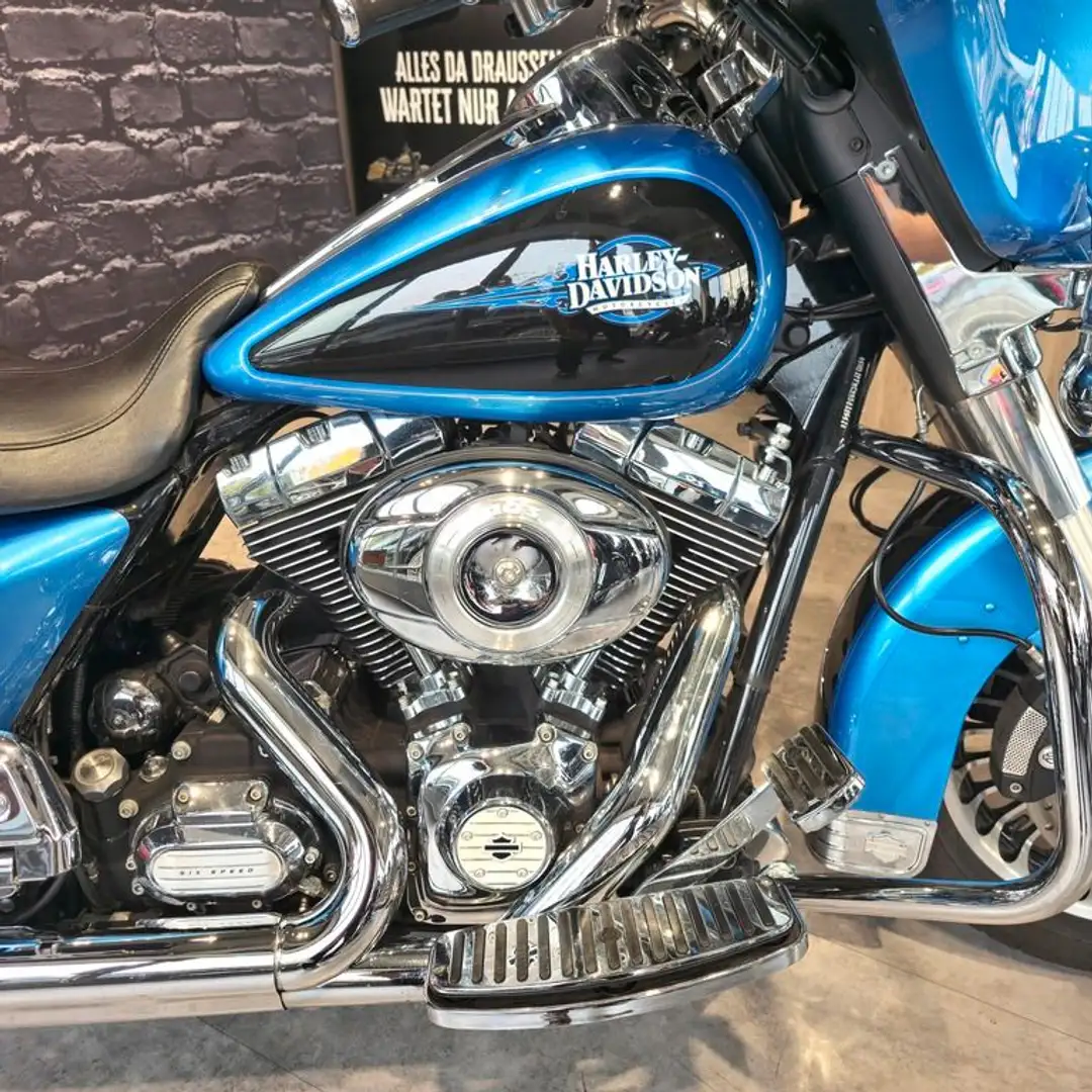 Harley-Davidson Electra Glide Classic Schwarz - 2