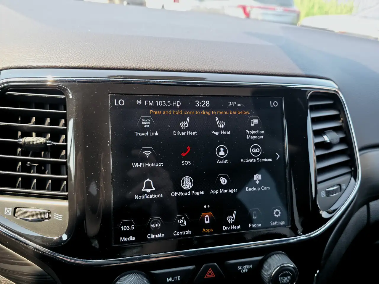 Jeep Grand Cherokee снимка Jeep Grand Cherokee
