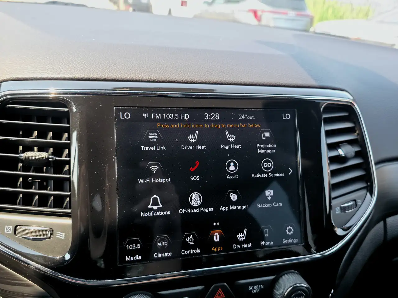 Jeep Grand Cherokee снимка Jeep Grand Cherokee