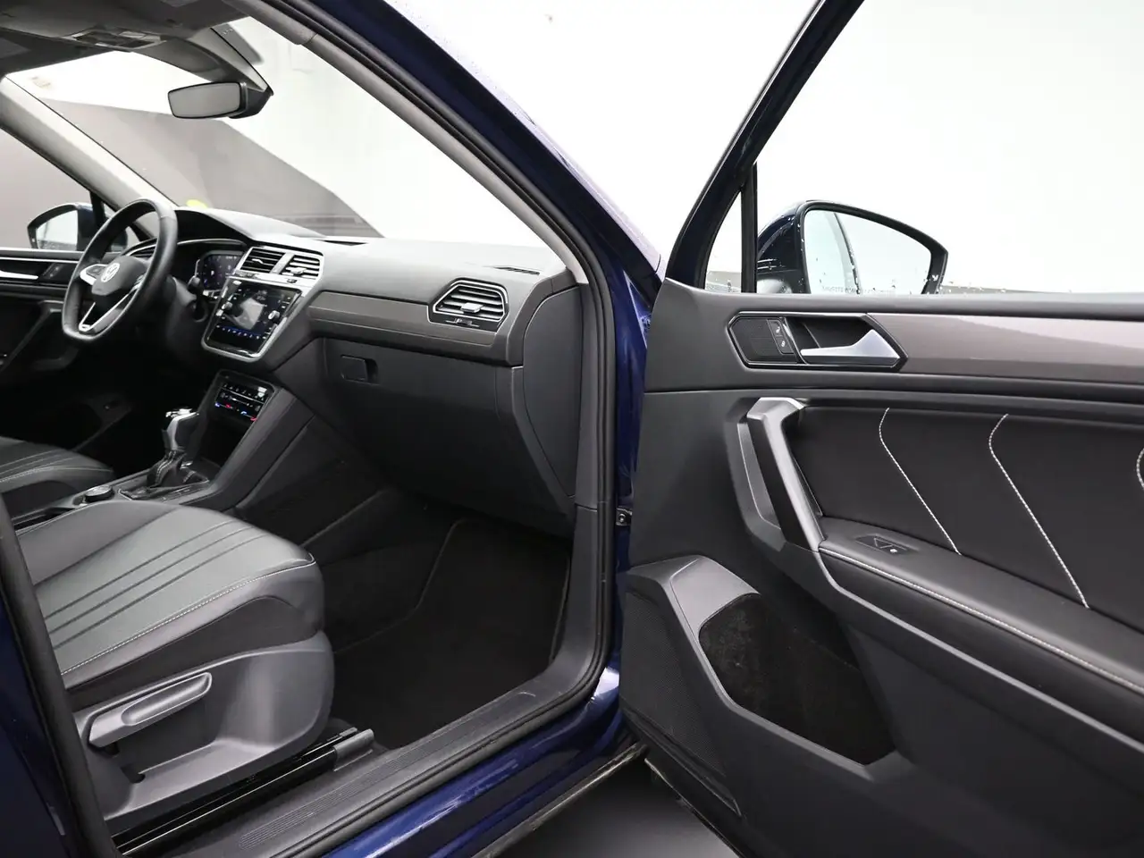 Volkswagen Tiguan снимка Volkswagen Tiguan