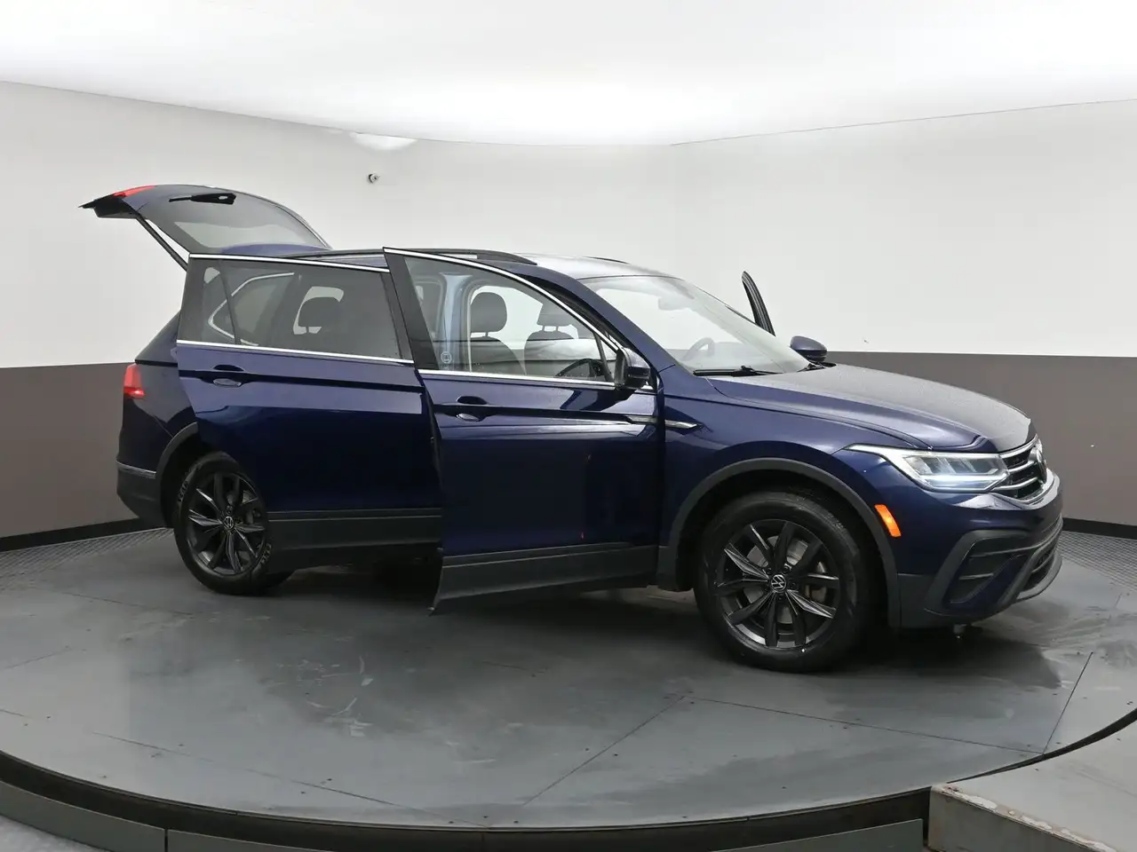 Volkswagen Tiguan снимка Volkswagen Tiguan