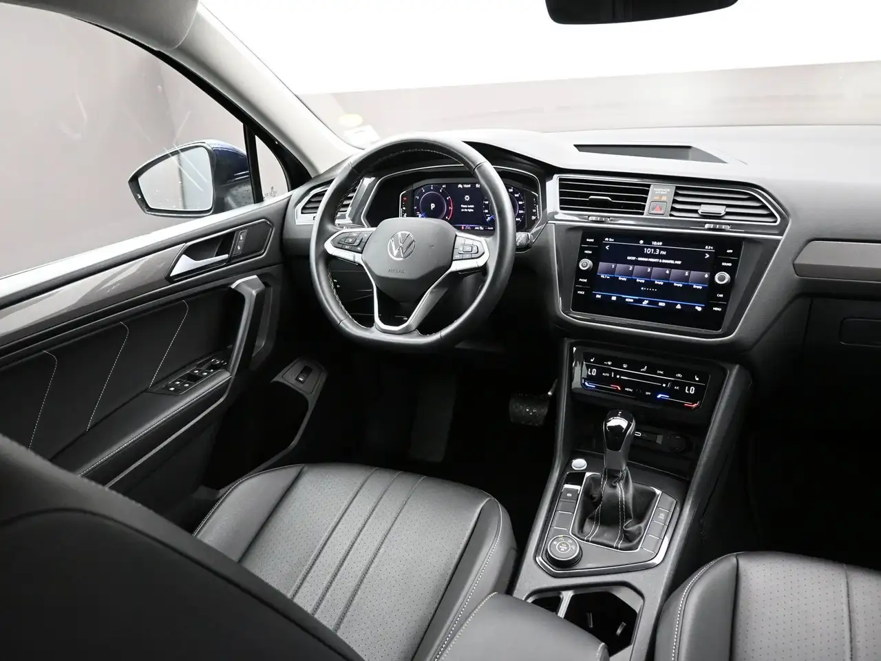 Volkswagen Tiguan снимка Volkswagen Tiguan