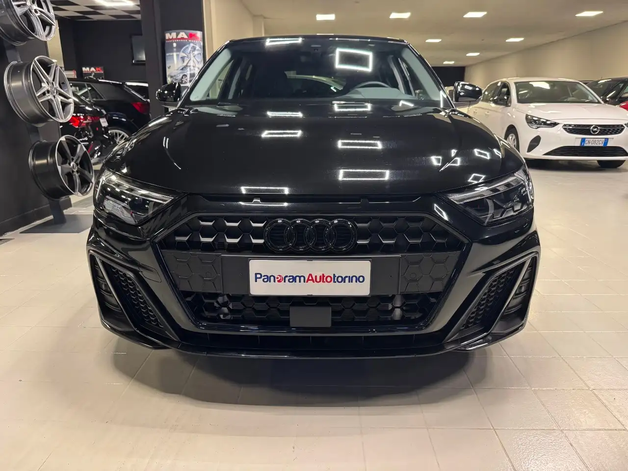 Audi A1 SPB 30 TFSI S tronic Identity Black, миниатюра 3
