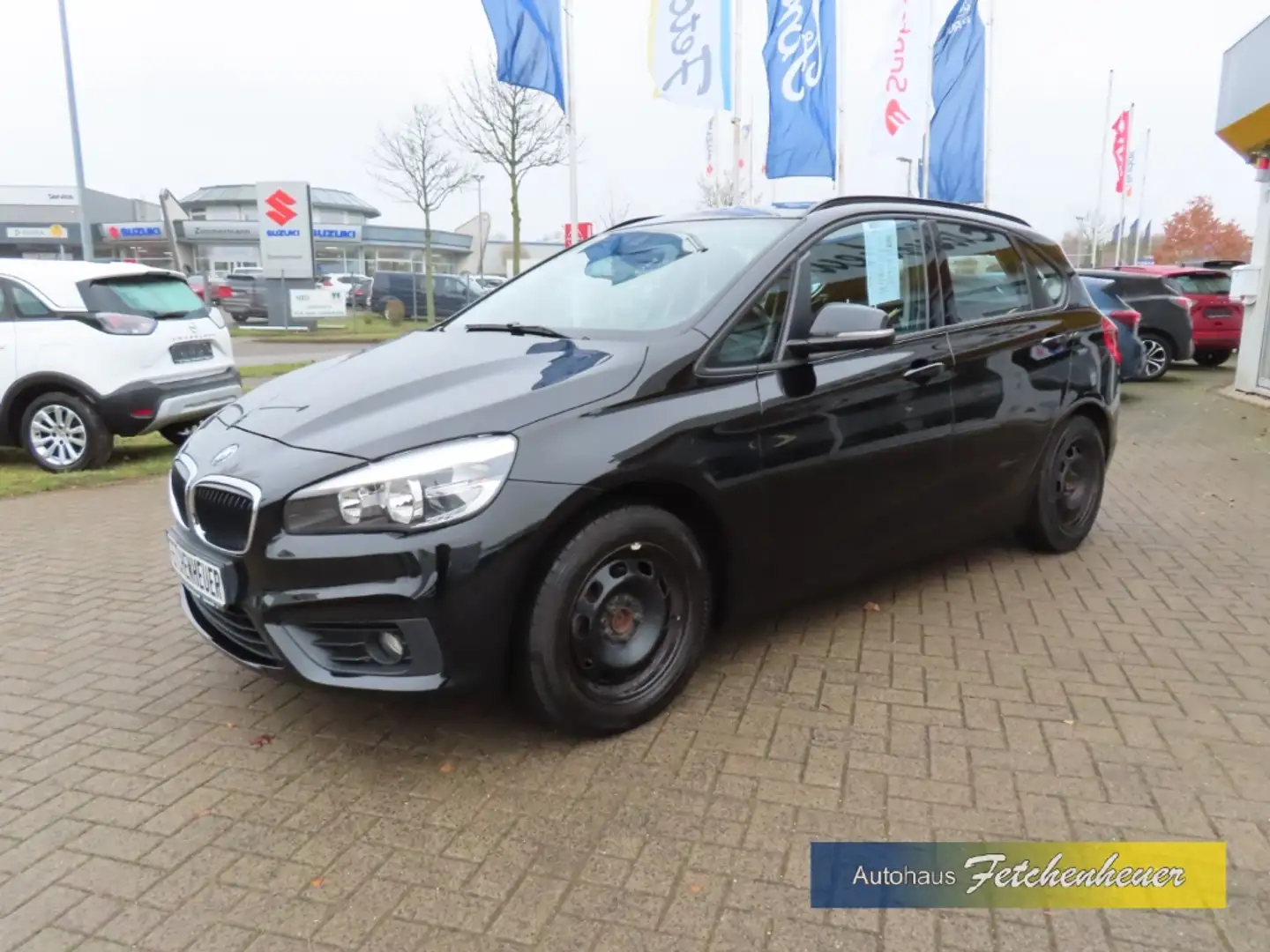 BMW 216 Active Tourer Advantage AAC+SHZ+PDC+ALU Schwarz - 2