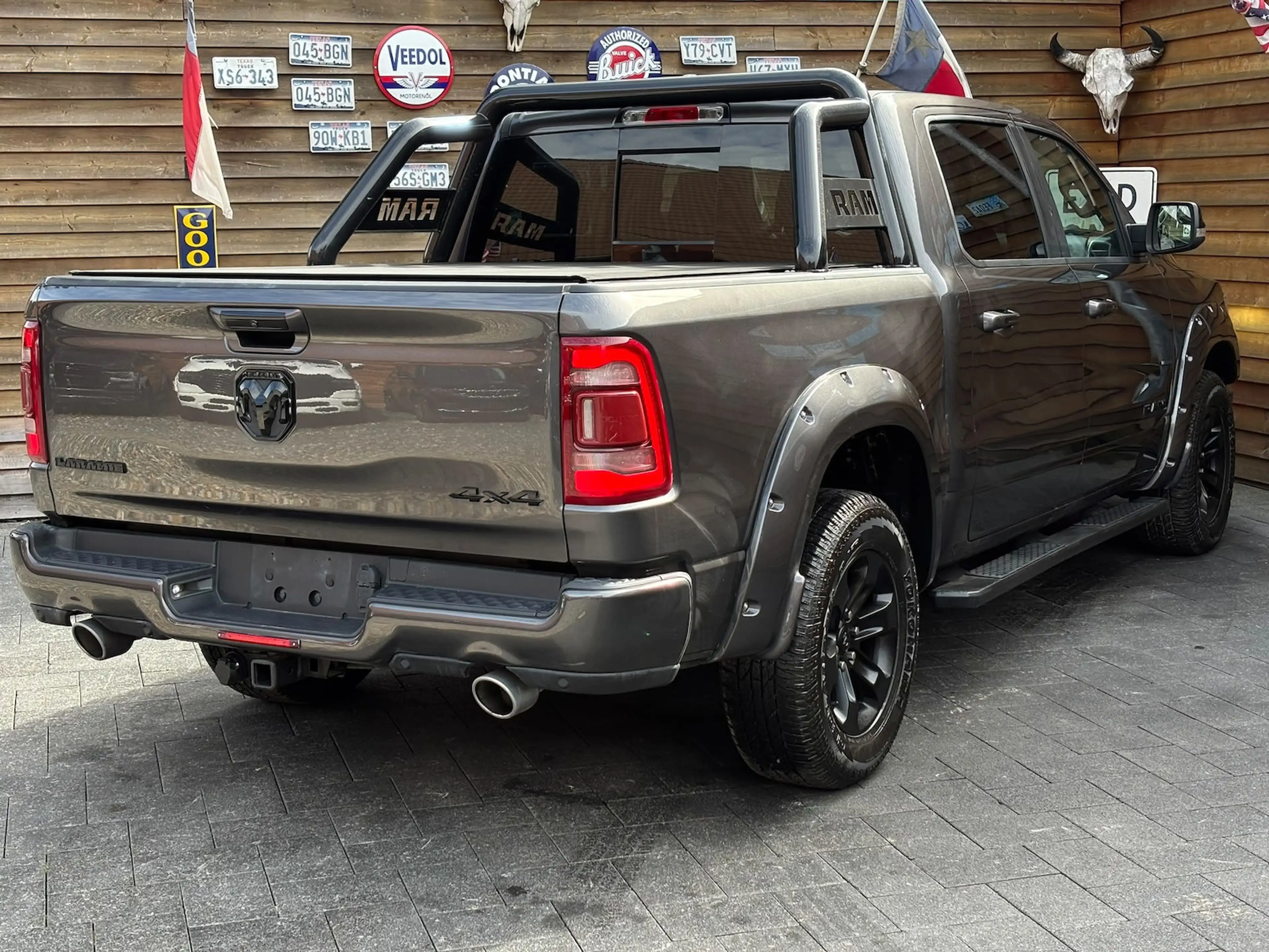 Dodge RAM 1500 5,7 Laramie CrewCab 4x4 LPG AHK — photo 13