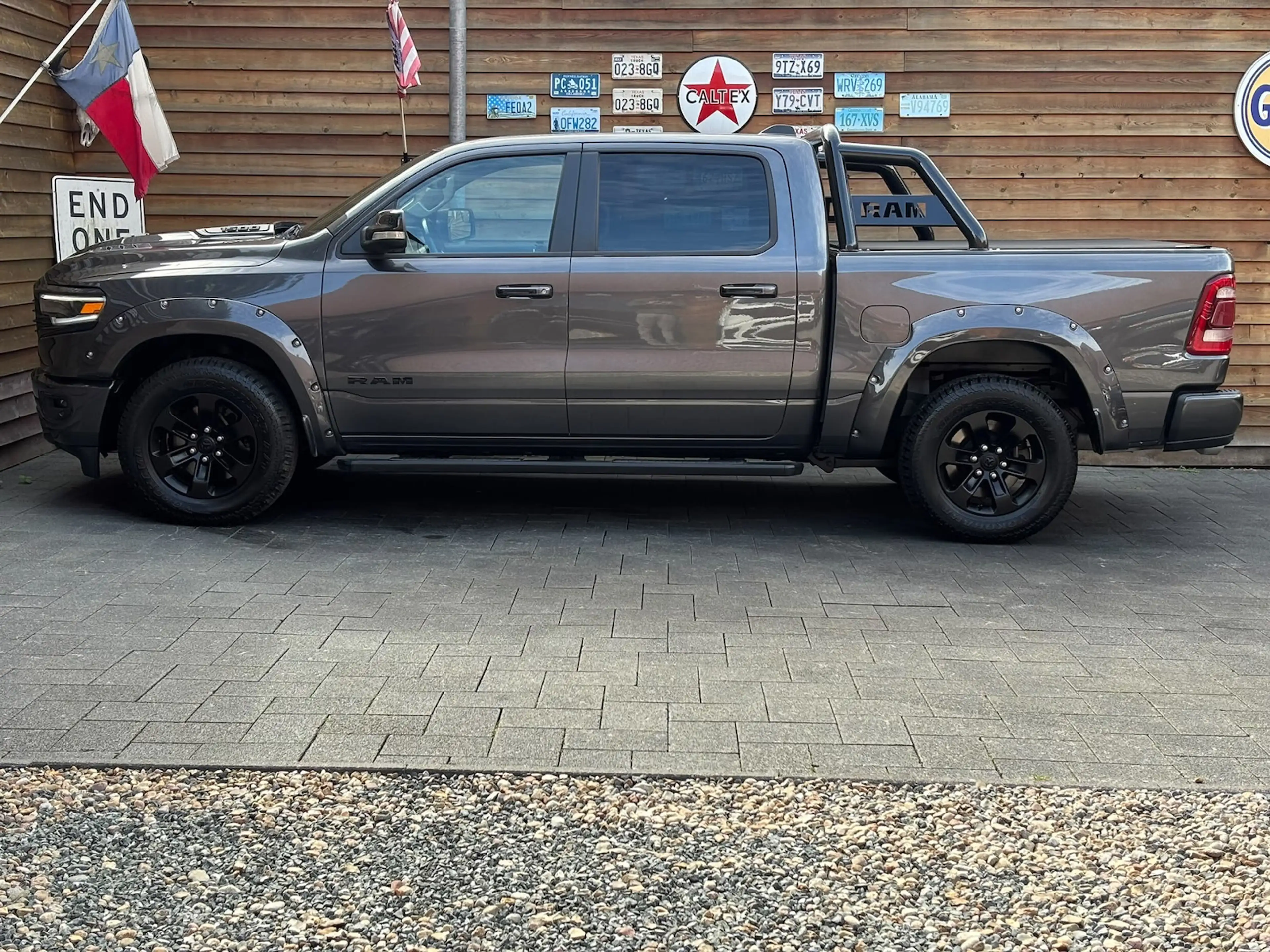 Dodge RAM 1500 5,7 Laramie CrewCab 4x4 LPG AHK — photo 9