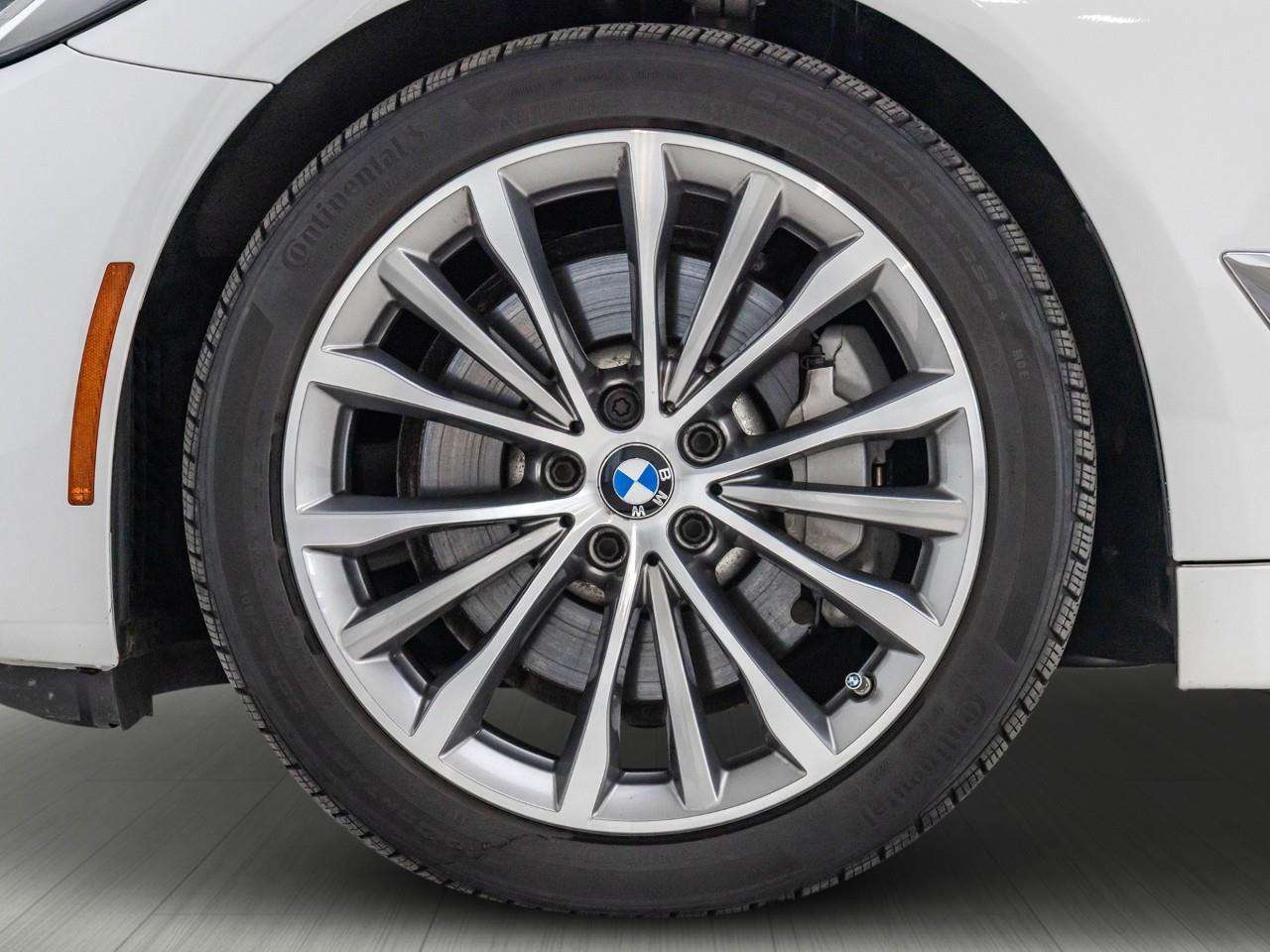 2023 BMW 5 Series i xDrive Premium Enhanced Package | Driving Assist — снимка 1