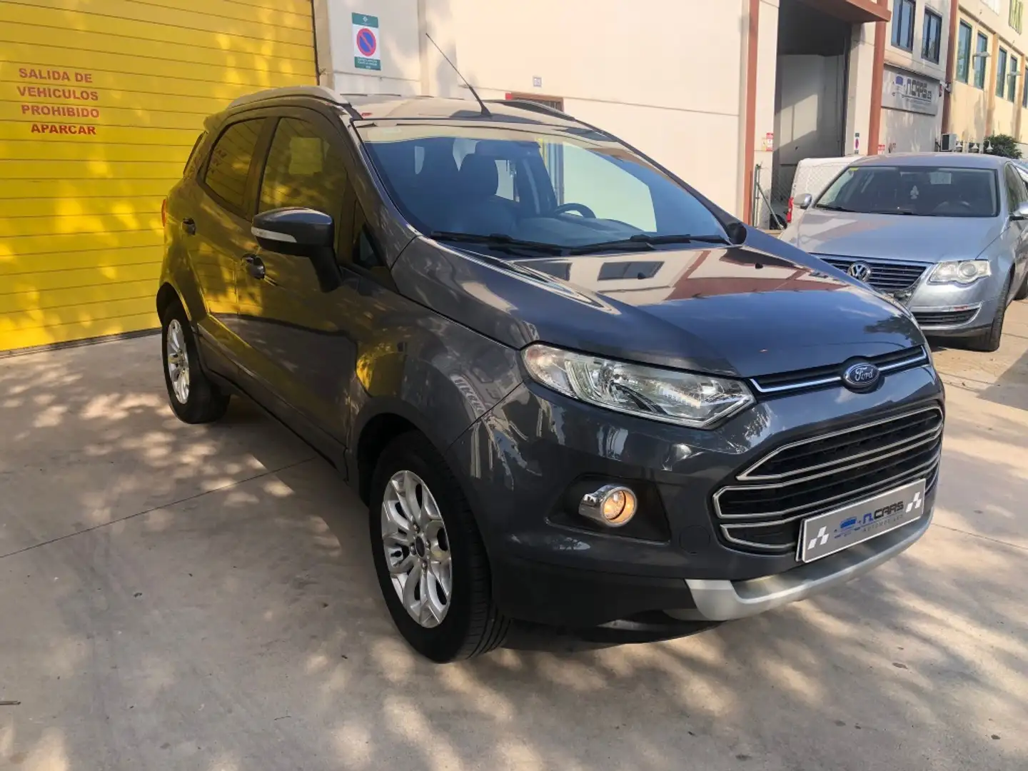 Ford EcoSport 1.0 EcoBoost Titanium 125 Gris - 1