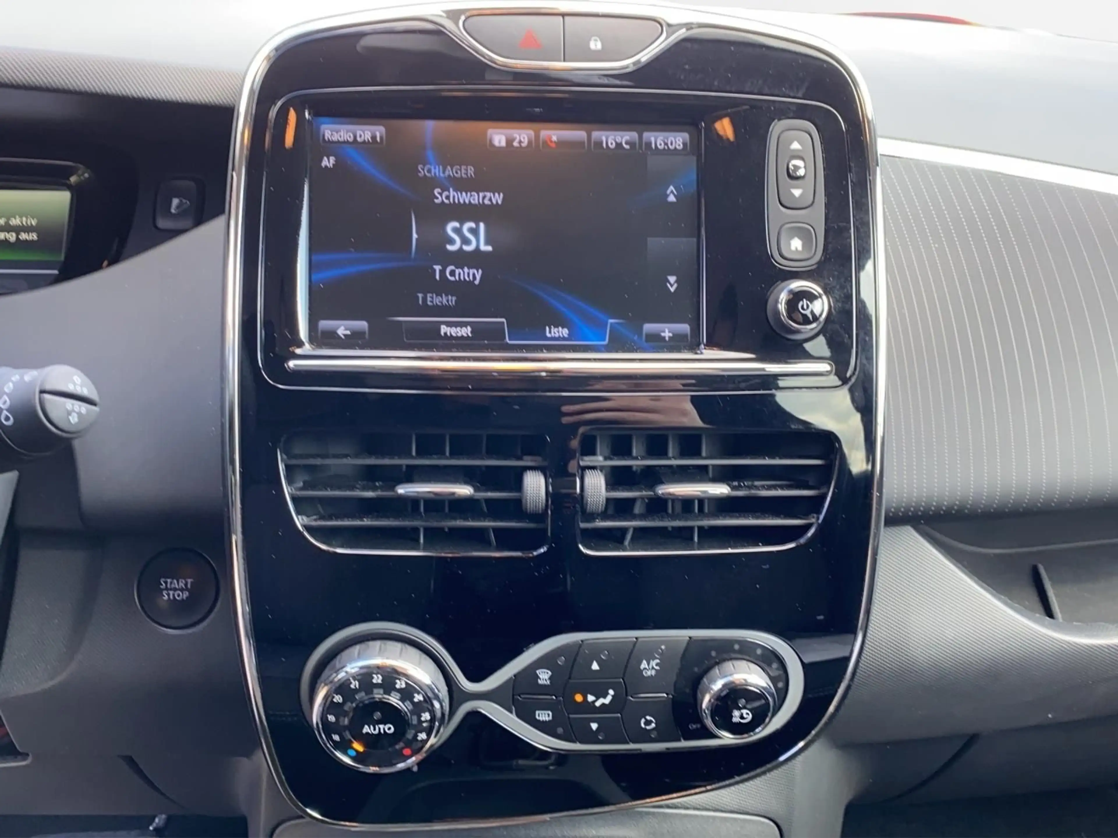 Renault ZOE LIFE Batteriemiete Kamera Z.E 40  Life — photo 9