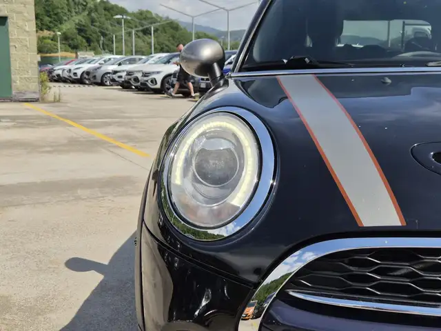 Mini Cooper Cooper view 15