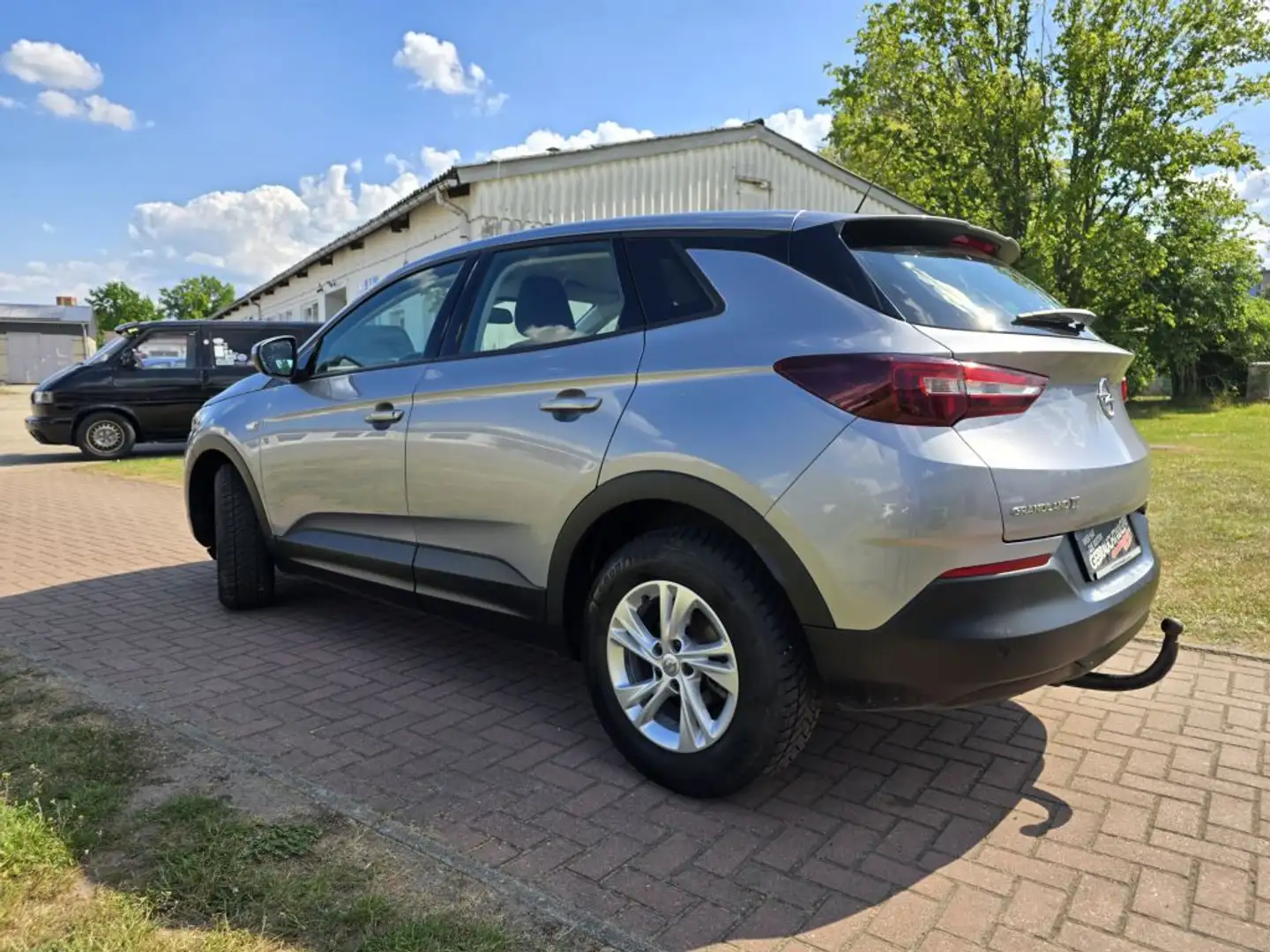 Opel Grandland X Edition 1.2+AHZV+Lenkradh+PDC Zilver - 2