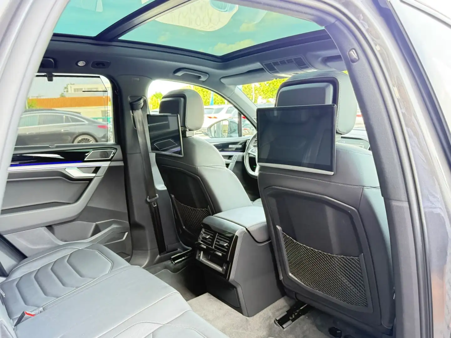 Volkswagen Touareg *R-Line*4Motion*KAMERA*ACC*HEAD-UP*AHK* Gris - 2