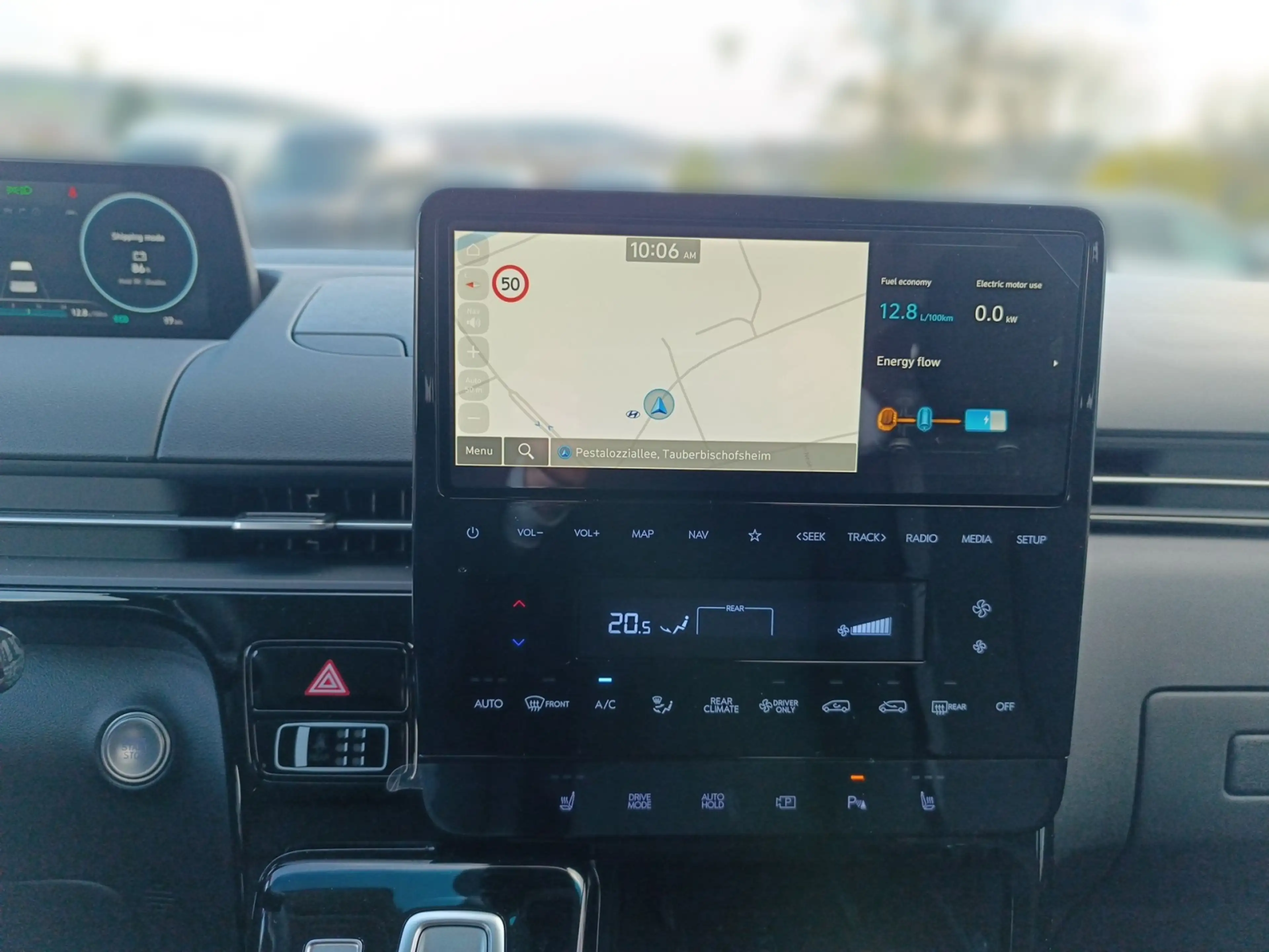 Hyundai STARIA Staria 1.6 T-GDI Hybrid Navi Trend Autom./Klima/BC — photo 8