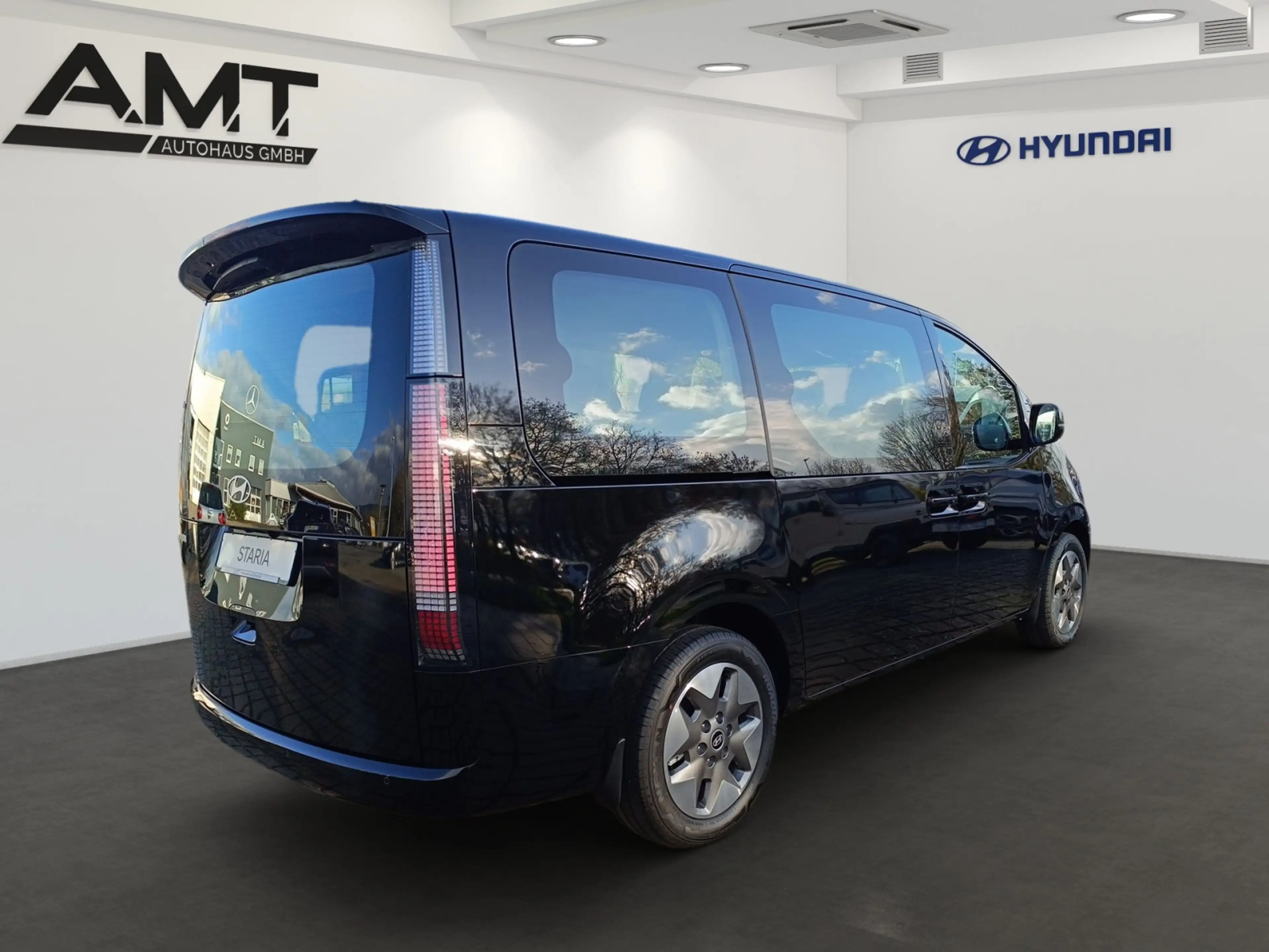 Hyundai STARIA Staria 1.6 T-GDI Hybrid Navi Trend Autom./Klima/BC — photo 3