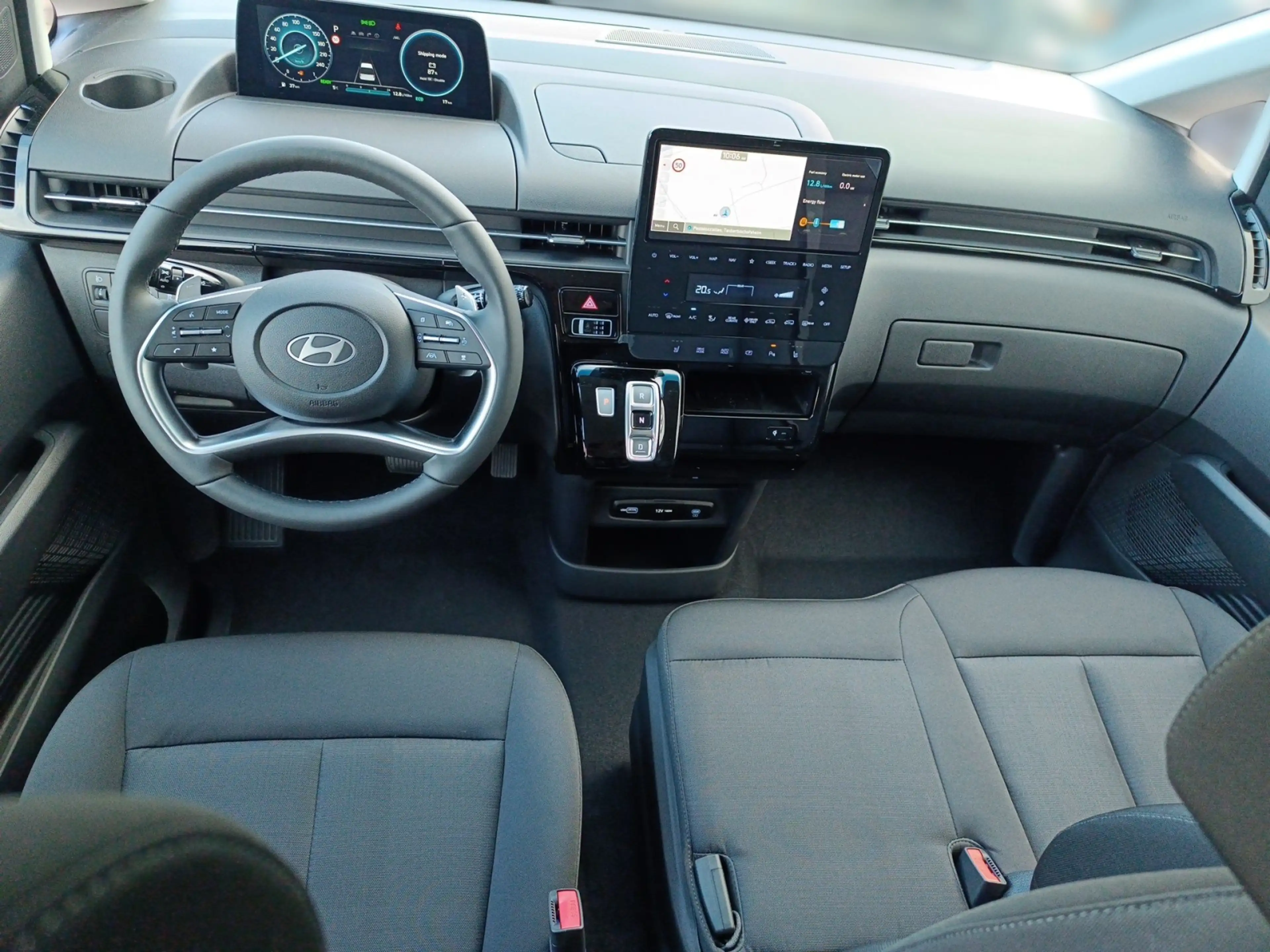 Hyundai STARIA Staria 1.6 T-GDI Hybrid Navi Trend Autom./Klima/BC — photo 10