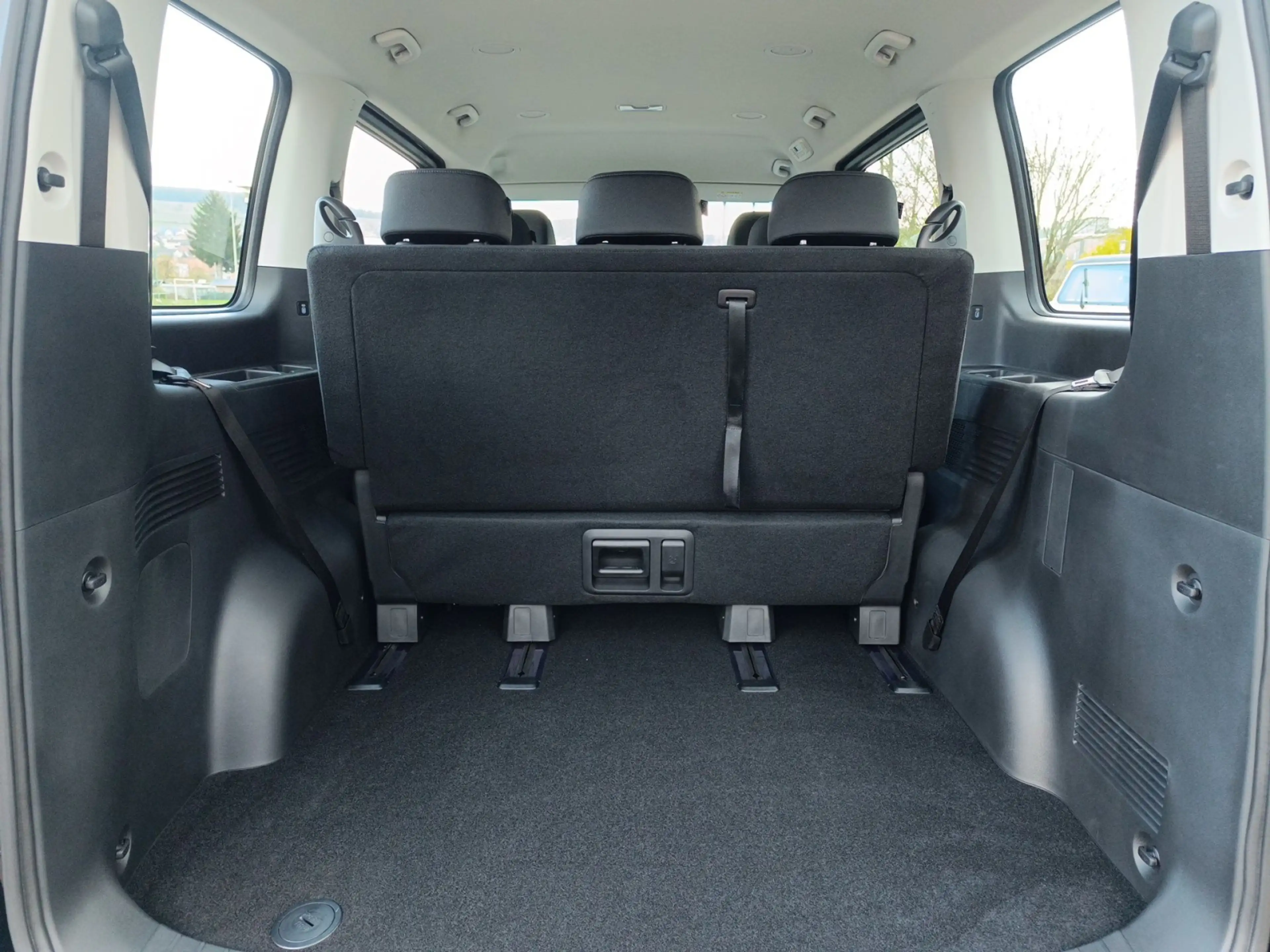Hyundai STARIA Staria 1.6 T-GDI Hybrid Navi Trend Autom./Klima/BC — photo 11
