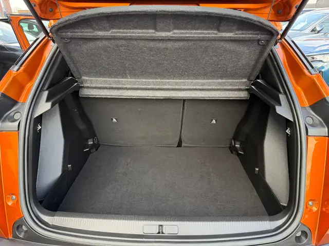 Peugeot 2008 view 14