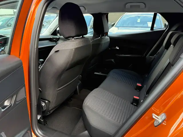 Peugeot 2008 view 13
