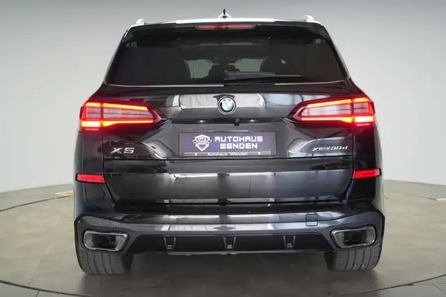 BMW X5 view 5