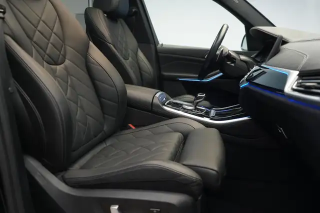 BMW X5 view 7