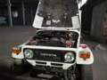 Toyota Land Cruiser Beige - thumbnail 3