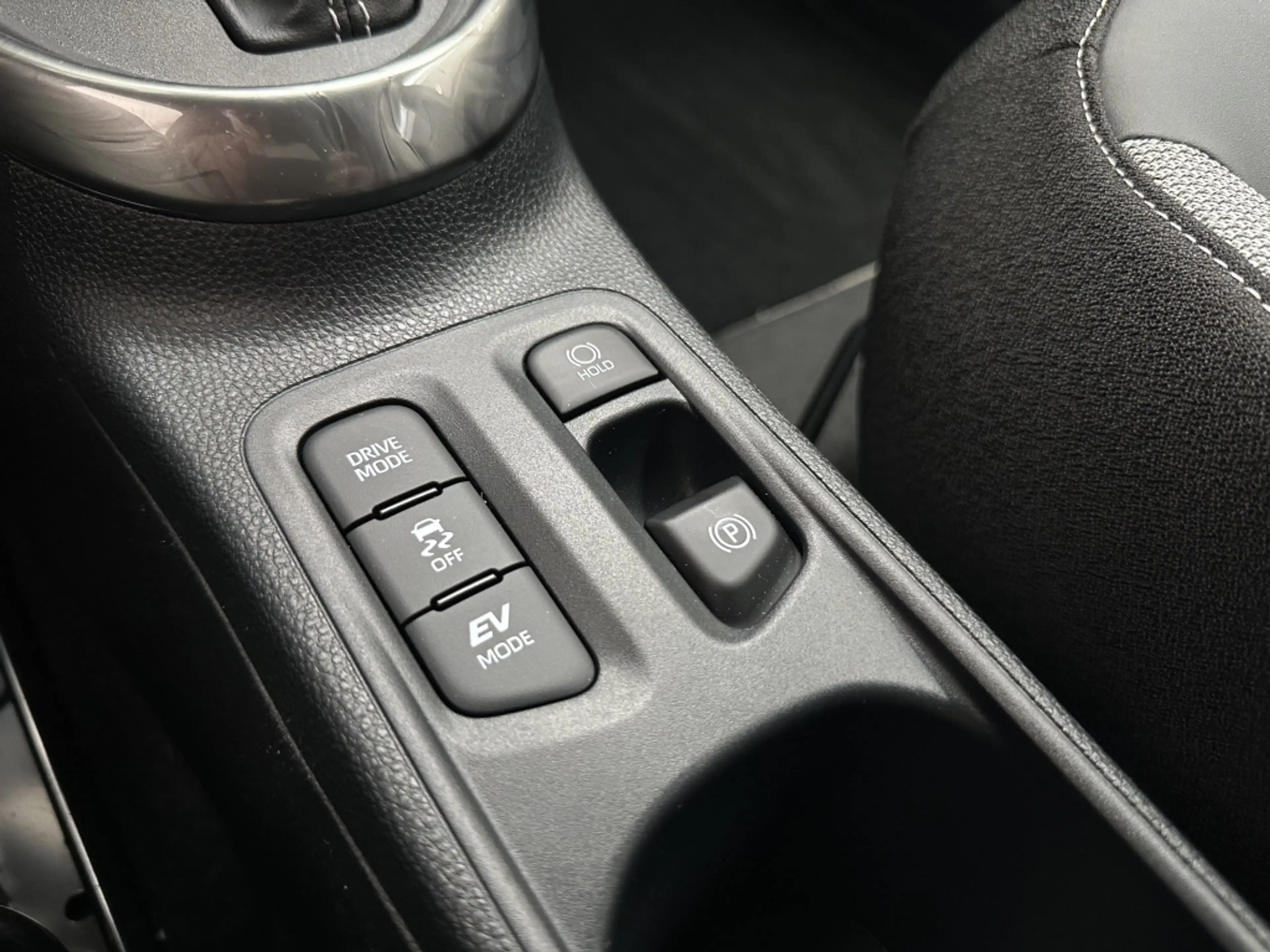 Toyota Aygo X Hybrid 115 GR Sport [ CARPLAY I JBL AUDIO + SUBWOO — photo 19
