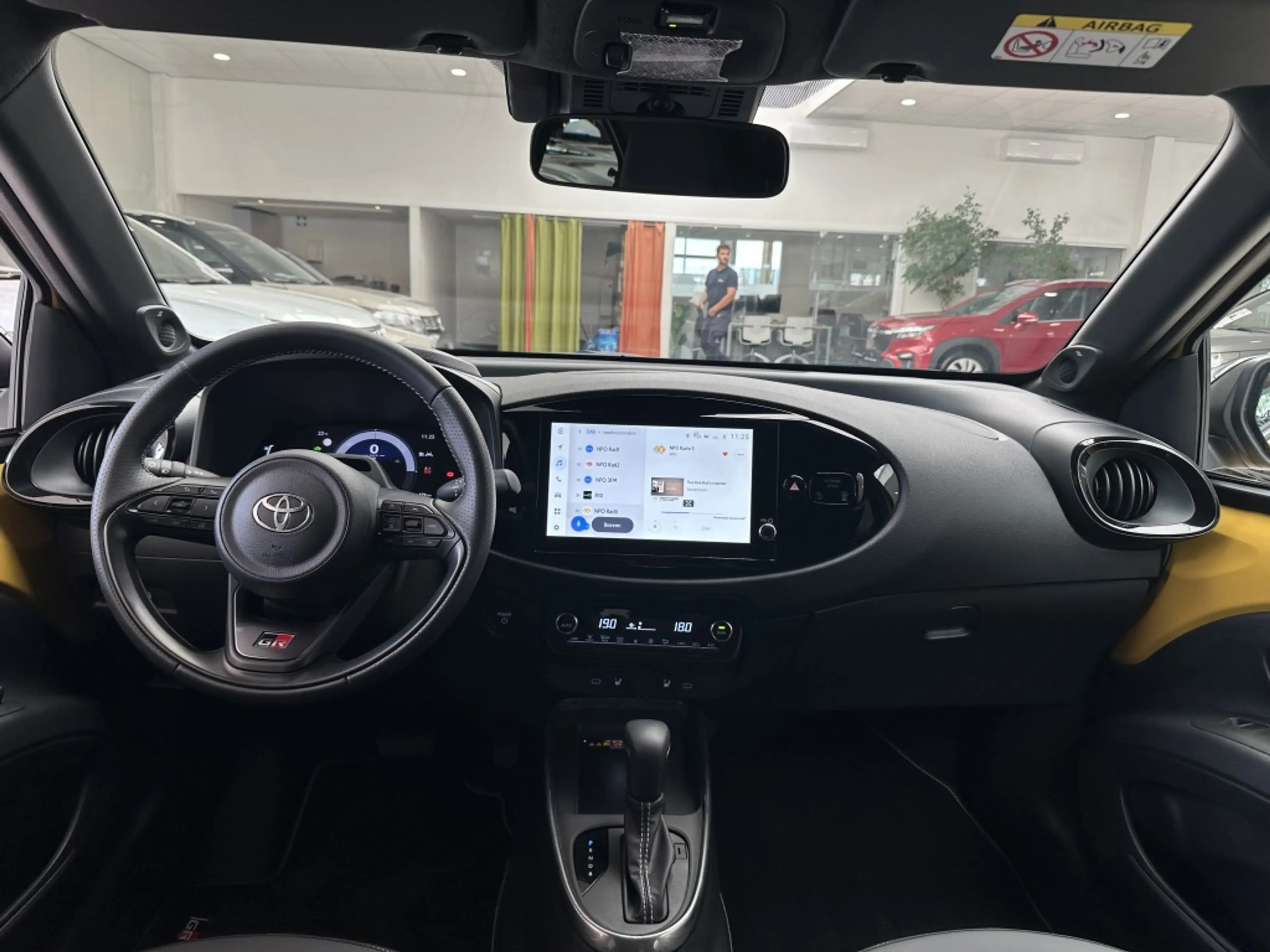 Toyota Aygo X Hybrid 115 GR Sport [ CARPLAY I JBL AUDIO + SUBWOO — photo 25