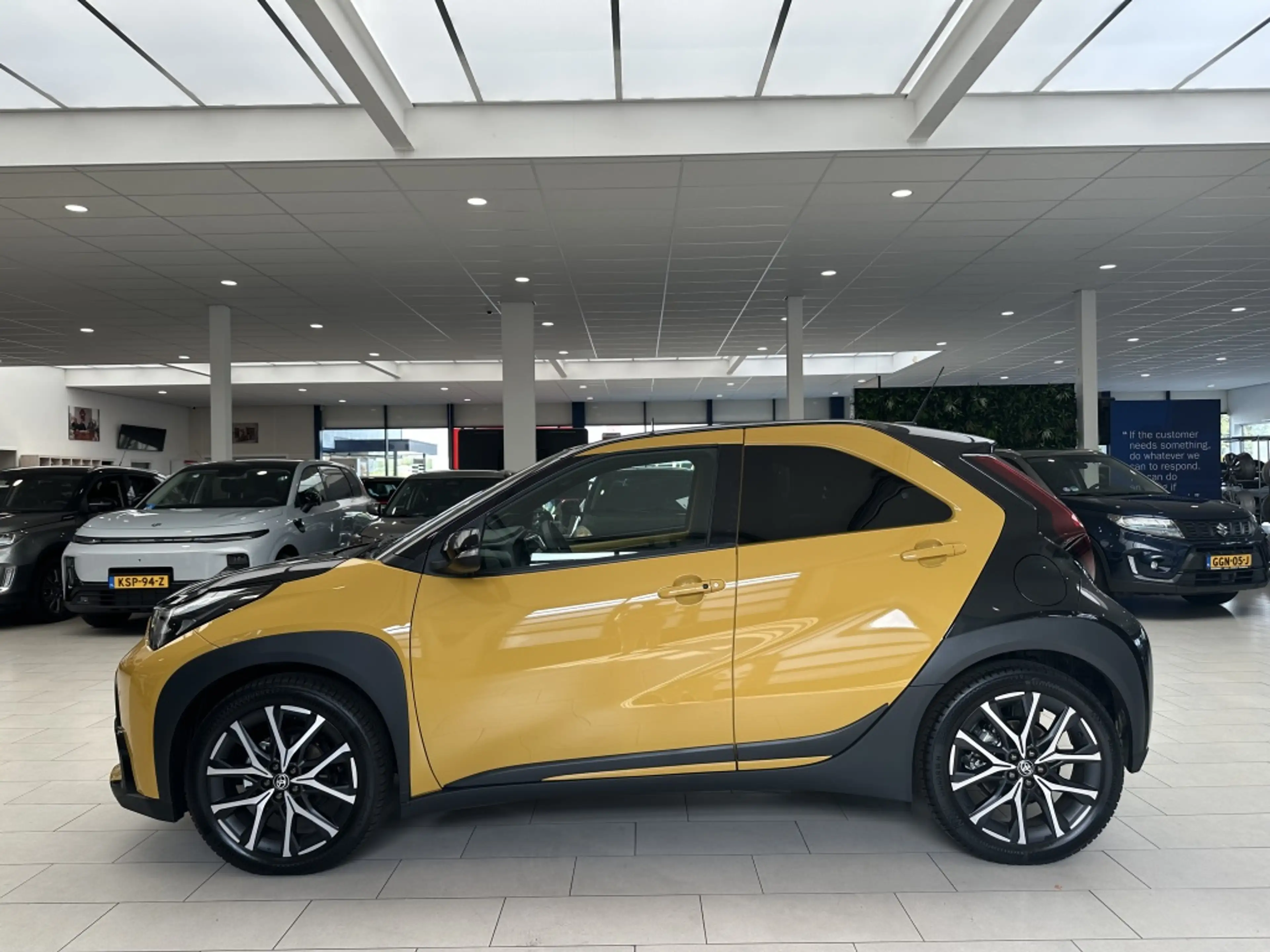 Toyota Aygo X Hybrid 115 GR Sport [ CARPLAY I JBL AUDIO + SUBWOO — photo 7