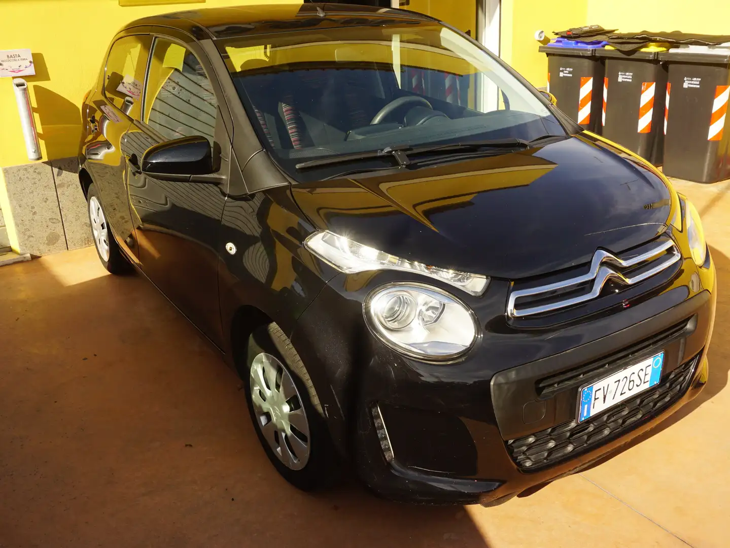 Citroen C1 C1 5p 1.0 vti Feel 72cv neopatentati Nero - 2