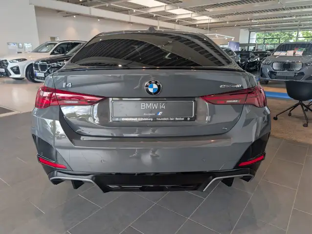 BMW I4 view 8