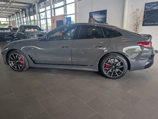 BMW I4 view 6