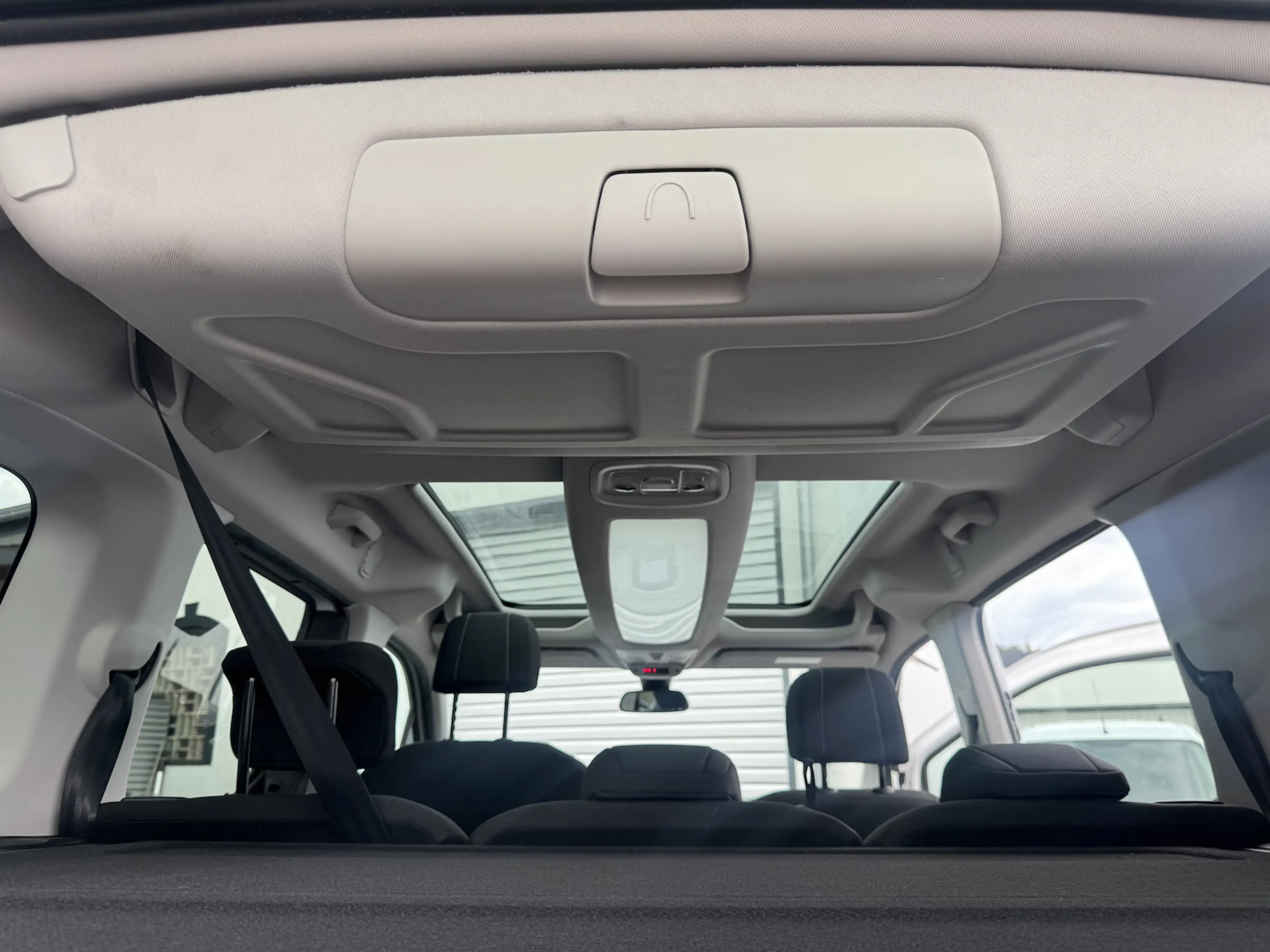 Opel Combo Life 1.2 Innovation *Navi*Head Up Display*1.Hd* — photo 12