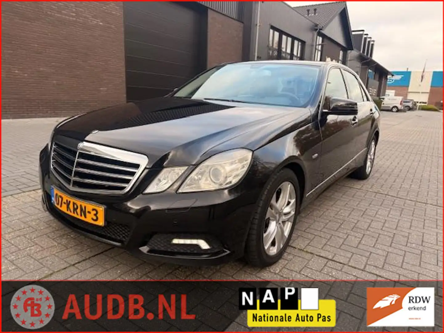 Mercedes-Benz E 250 CDI Avantgarde | AUTOMAAT|VOL LEDER| LICHT METAAL| Schwarz - 1