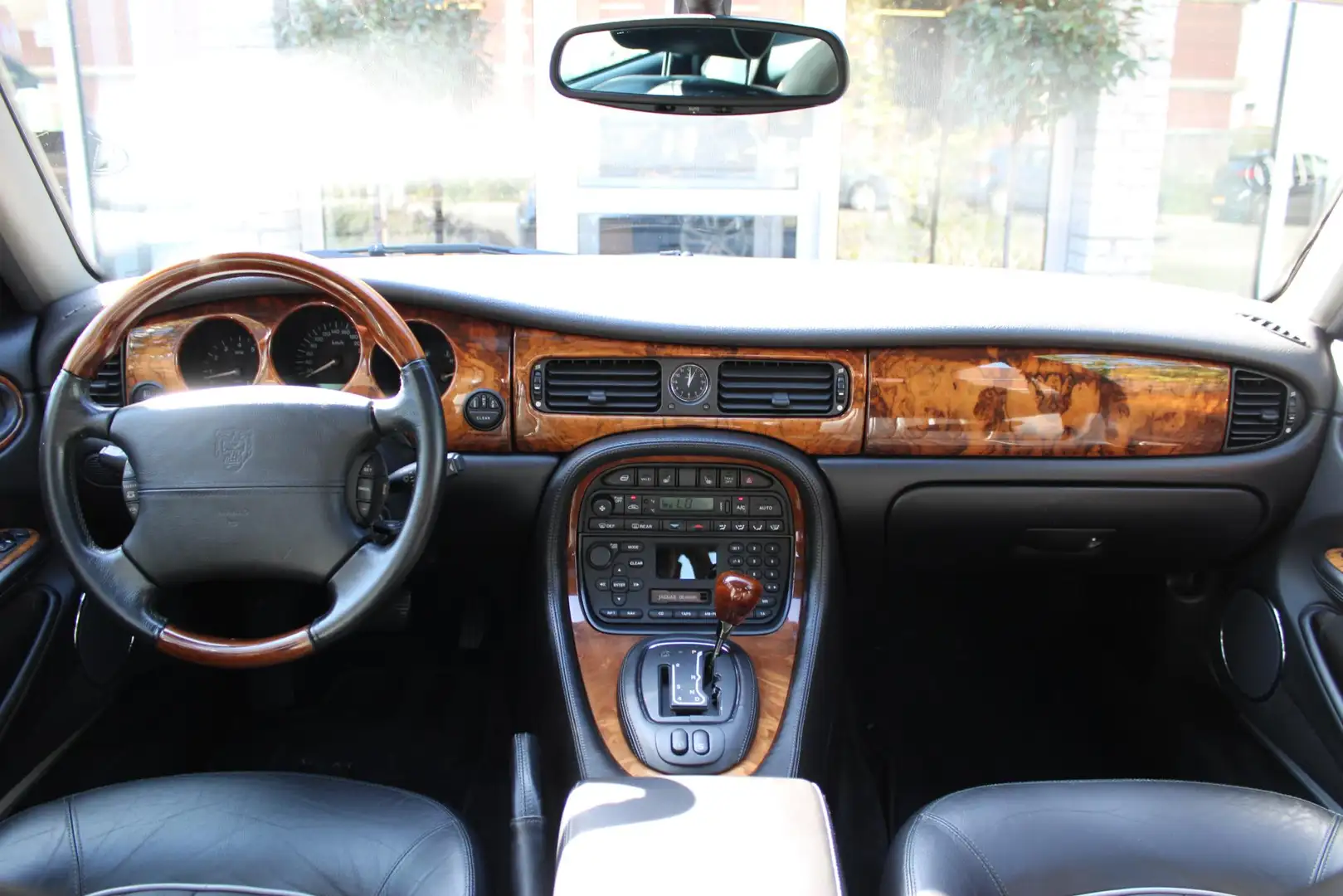 Jaguar Sovereign 3.2 V8 Argent - 2