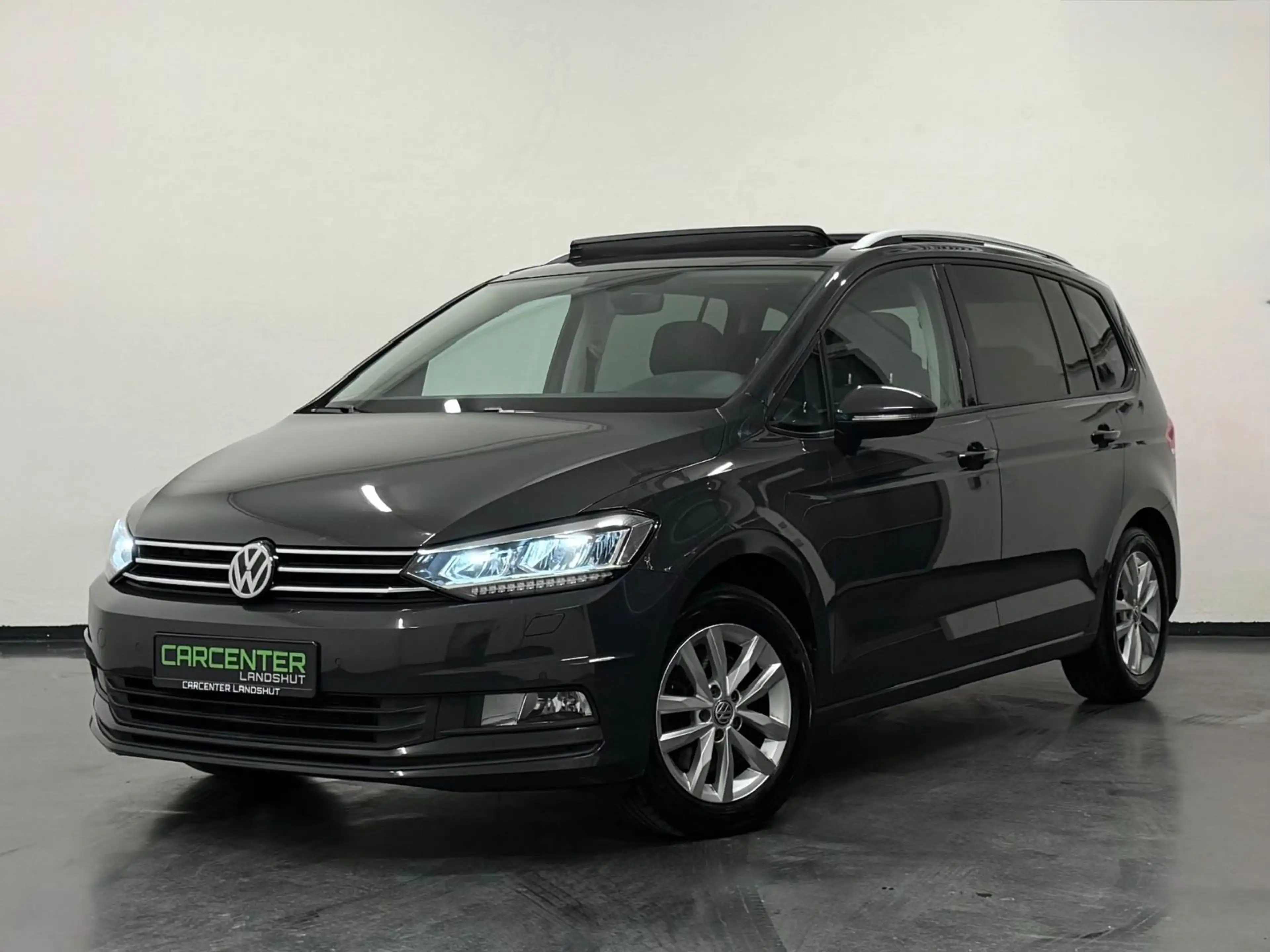 Volkswagen Touran 2.0 TDI AUTOMATIK 7-SITZER/PANO/NAVI/ACC