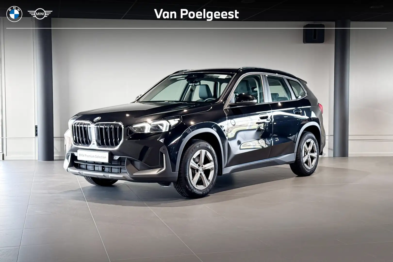 BMW X1 sDrive18i | Stoelverwarming | Achteruitrijcamera | Schwarz - 1