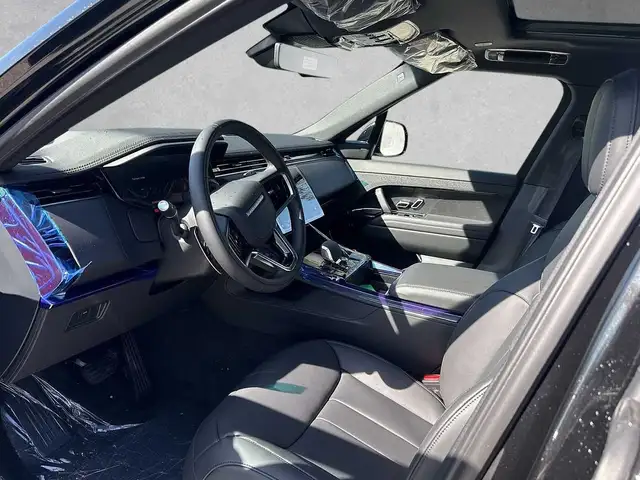 Land Rover Range Rover Sport view 5