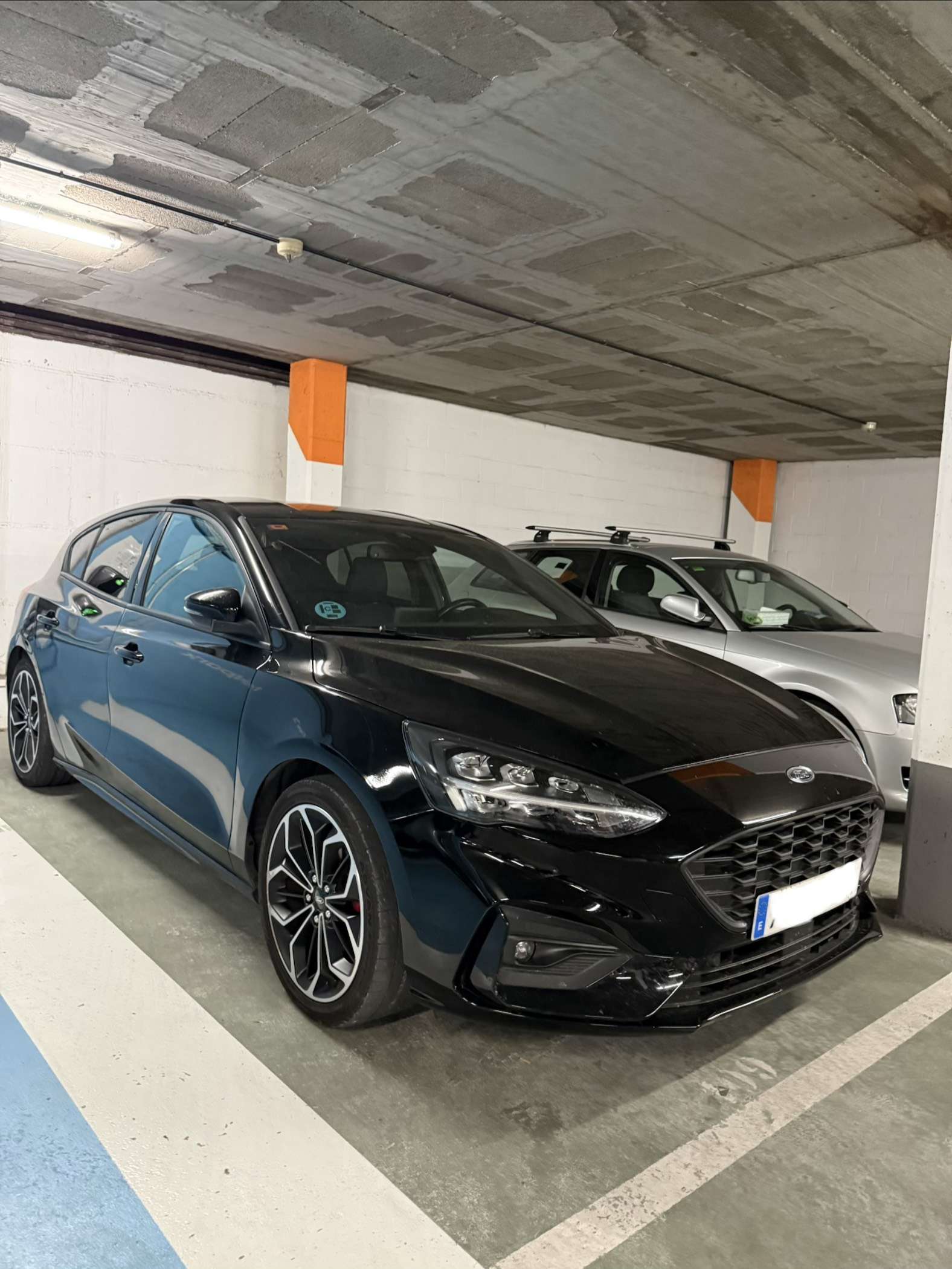 Ford Focus ST-Line Black&Red Edition - foto 1