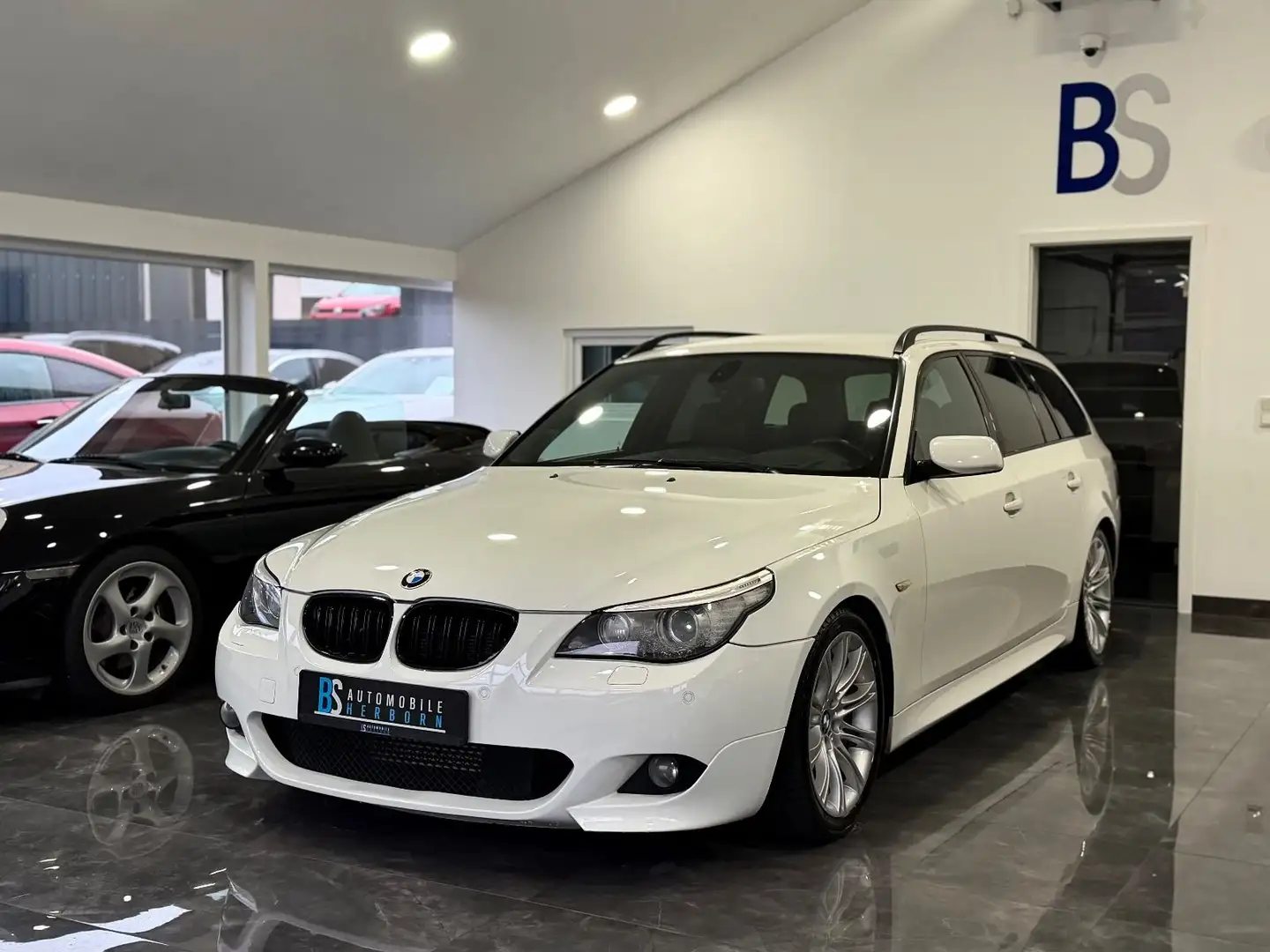 BMW 530 d Edition Sport/M-Paket/HUD/SoftClose/Aut/AHK Blanc - 2