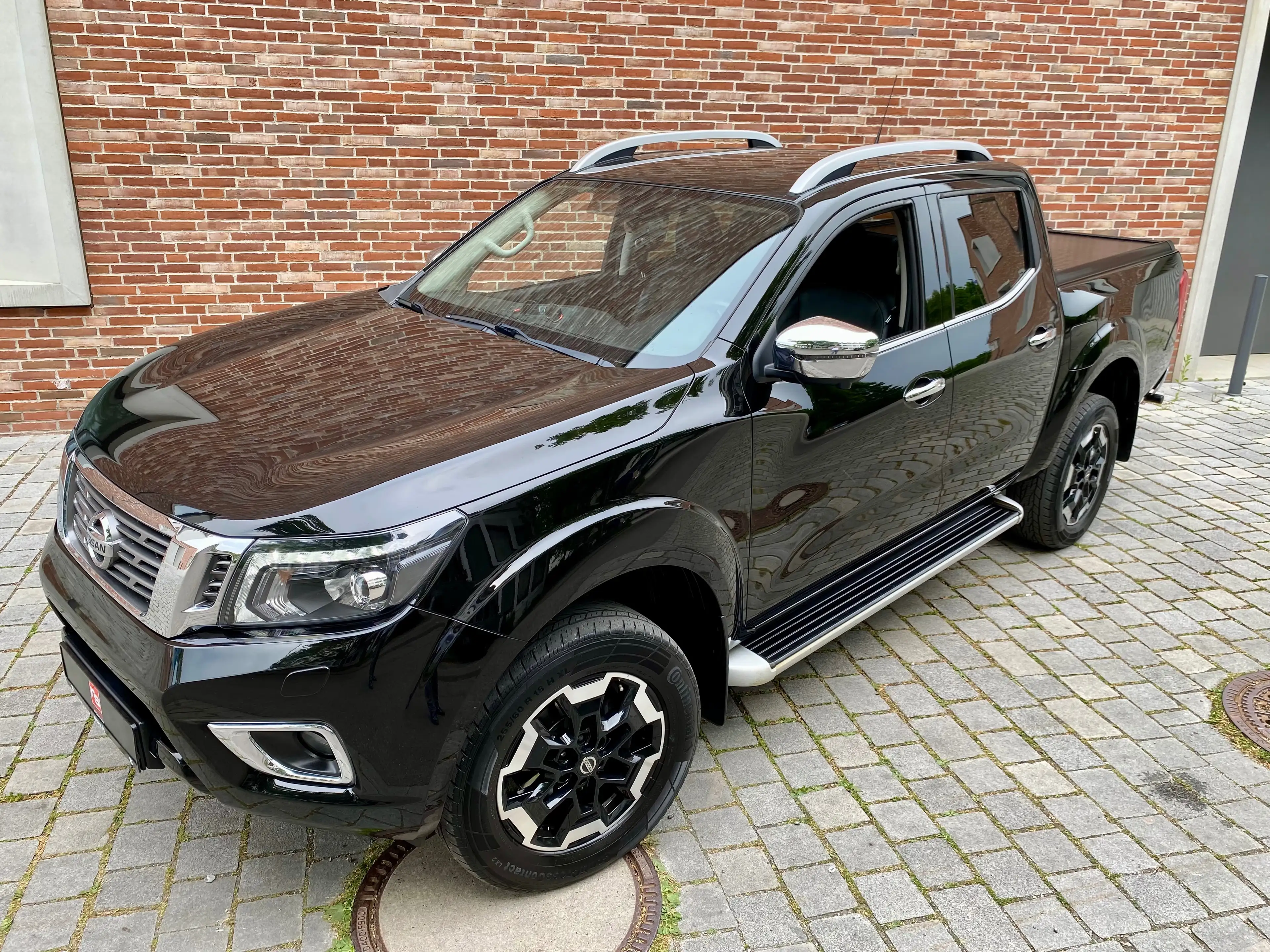 Nissan Navara Tekna - ROLLTOP - NUR 72' KM - VOLLAUSSTATTUNG ! — photo 12
