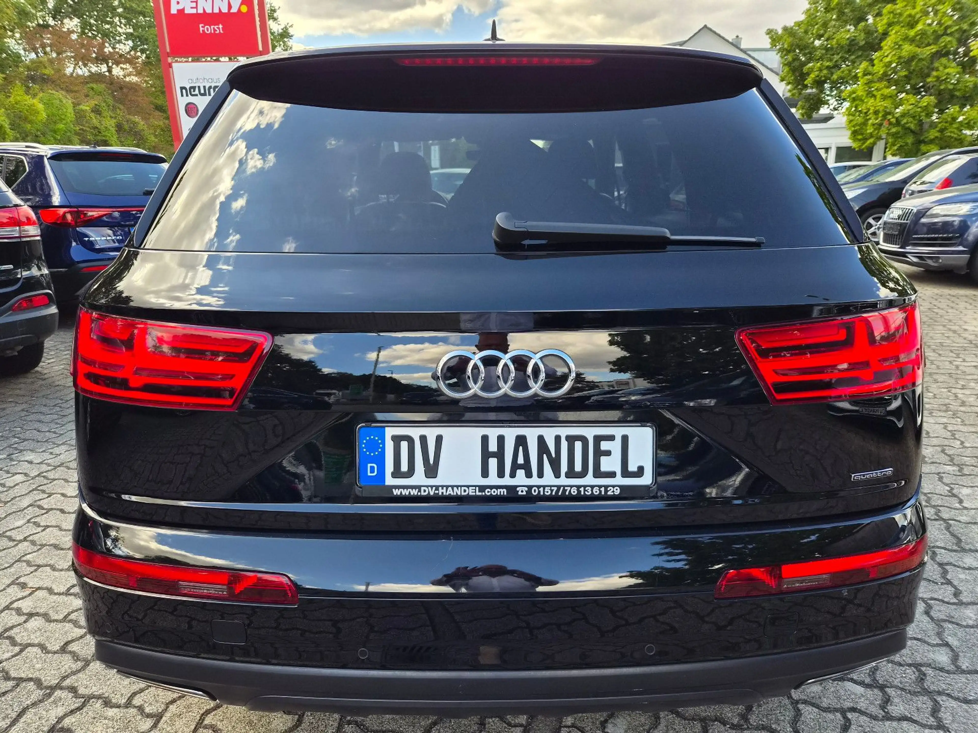 Audi Q7 3.0 TDI quattro S Line *Alkantara/LED/Kamera* — photo 4