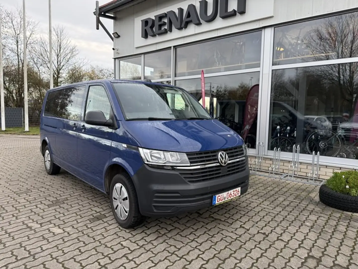 Volkswagen T6.1 EcoProfi lang FWD Blau - 2
