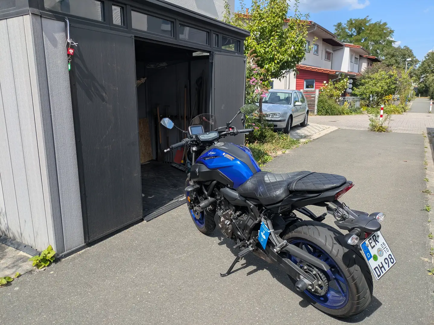 Yamaha MT-07 MTM 690 Bleu - 1
