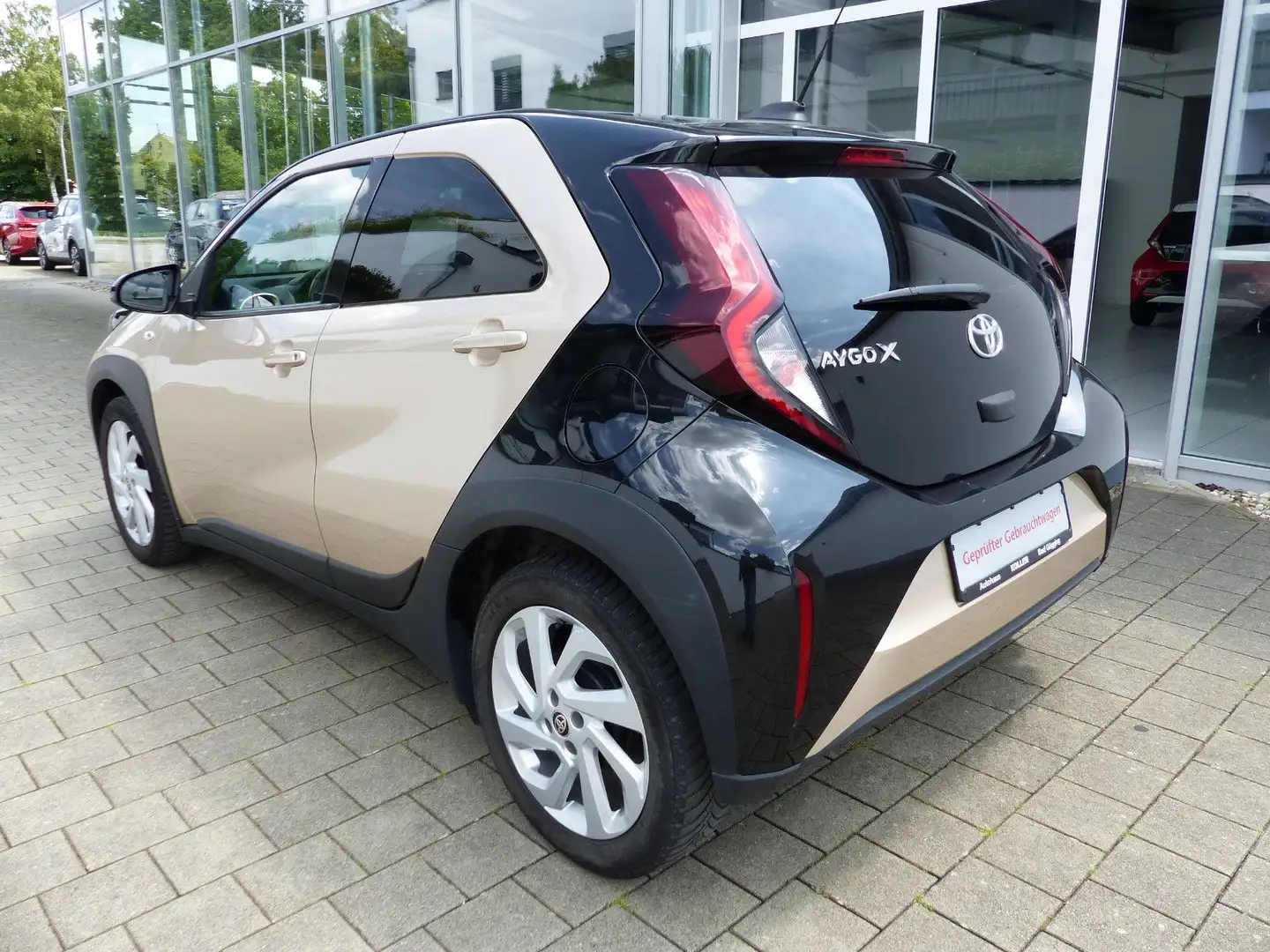 Toyota Aygo X Pulse Kamera Tempomat Aluf.CarPlay SHZ Bej - 2